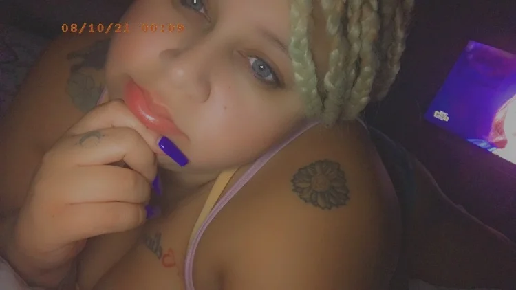 BreezyBaby💛 OnlyFans leaks