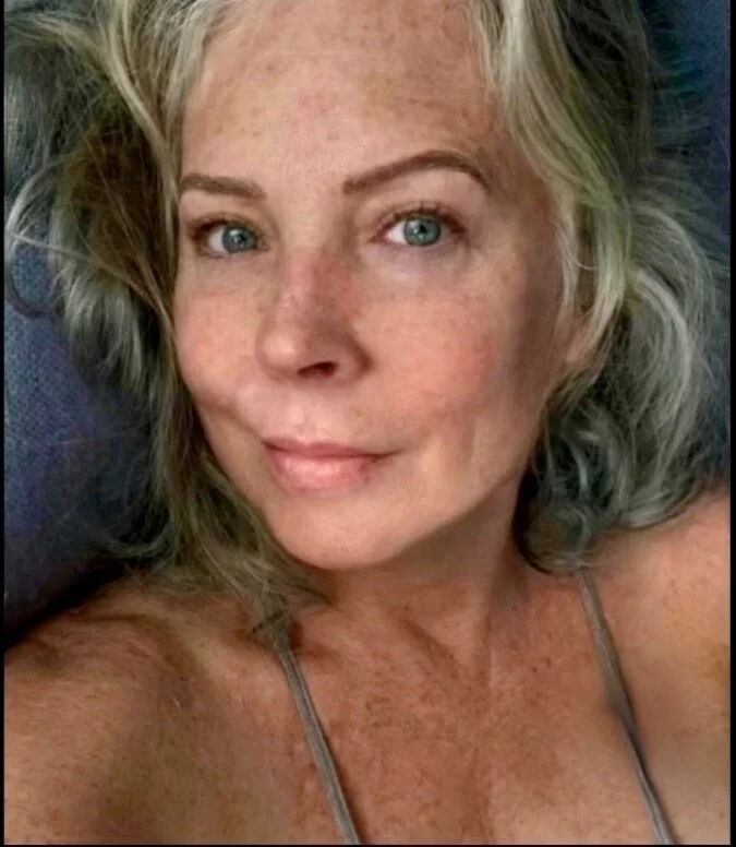 𝕂𝕚𝕥𝕥𝕪'𝕤 𝕊𝕨𝕖𝕖𝕥 𝔽𝕖𝕖𝕥