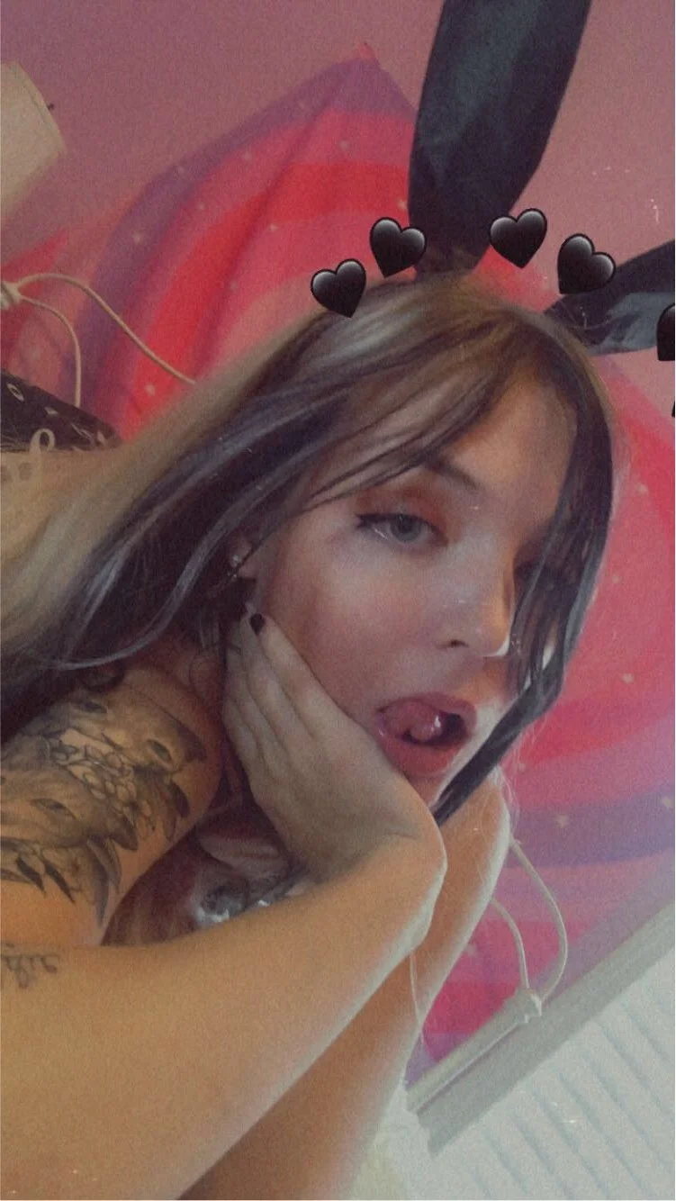 Alice🩷 OnlyFans leaks