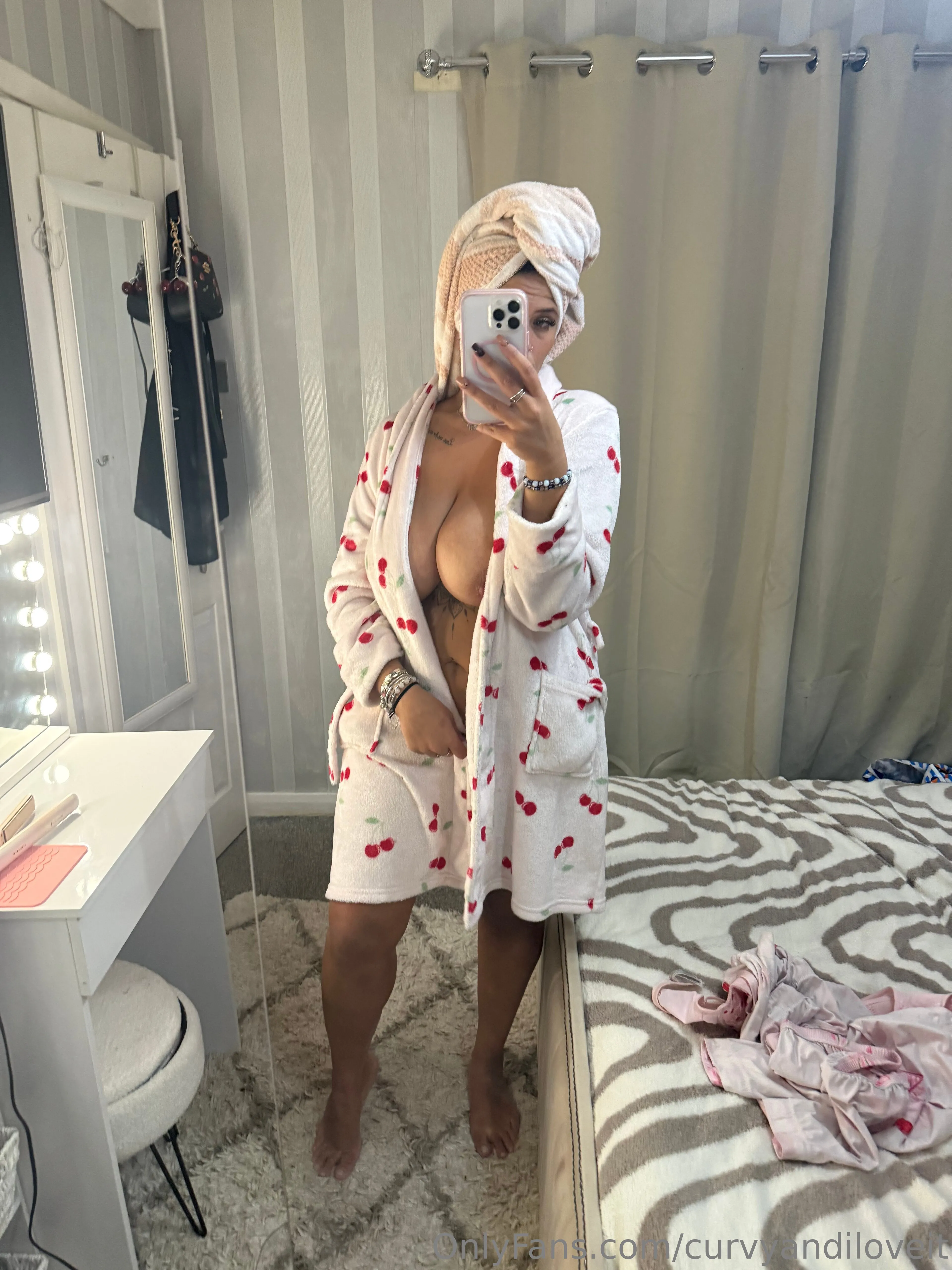 Curves and she loves them 🫶 photo #29