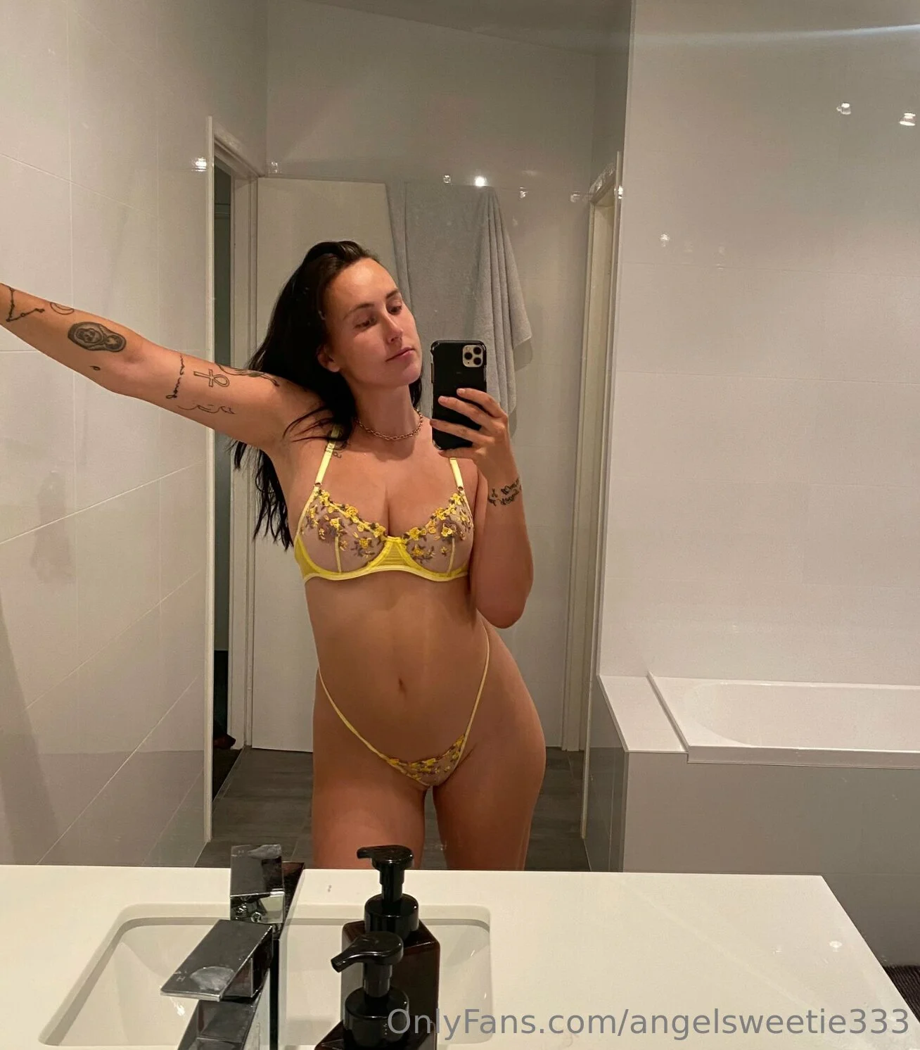 Angelsweetie photo #30