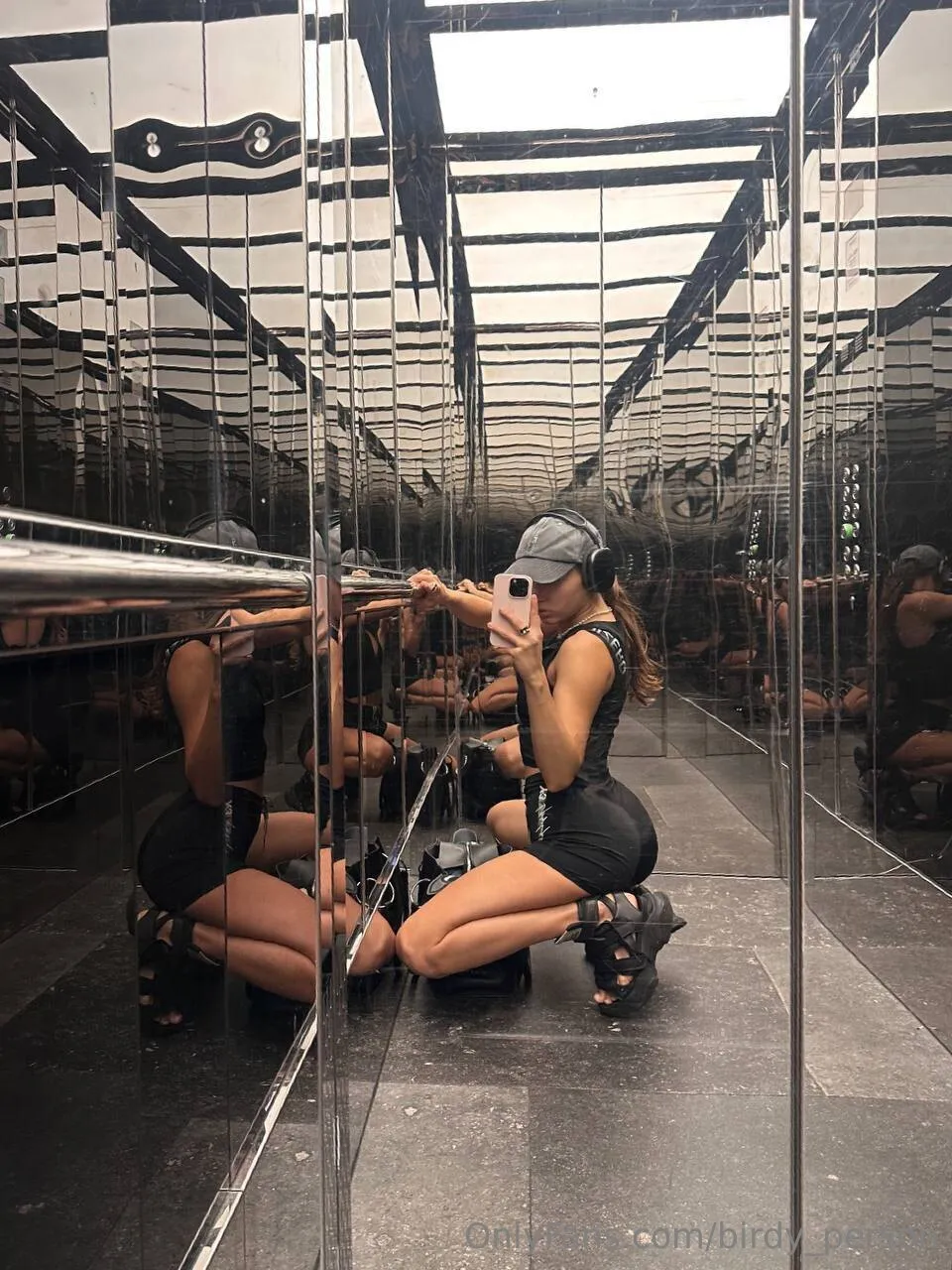 Ellie Bird 🪽 photo #55