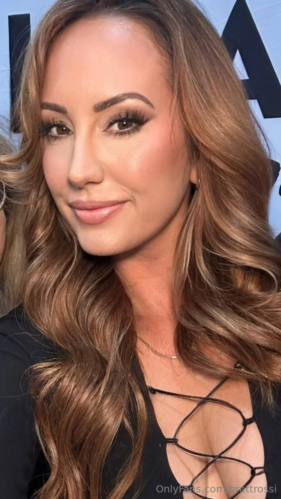 Brett Rossi photo #30