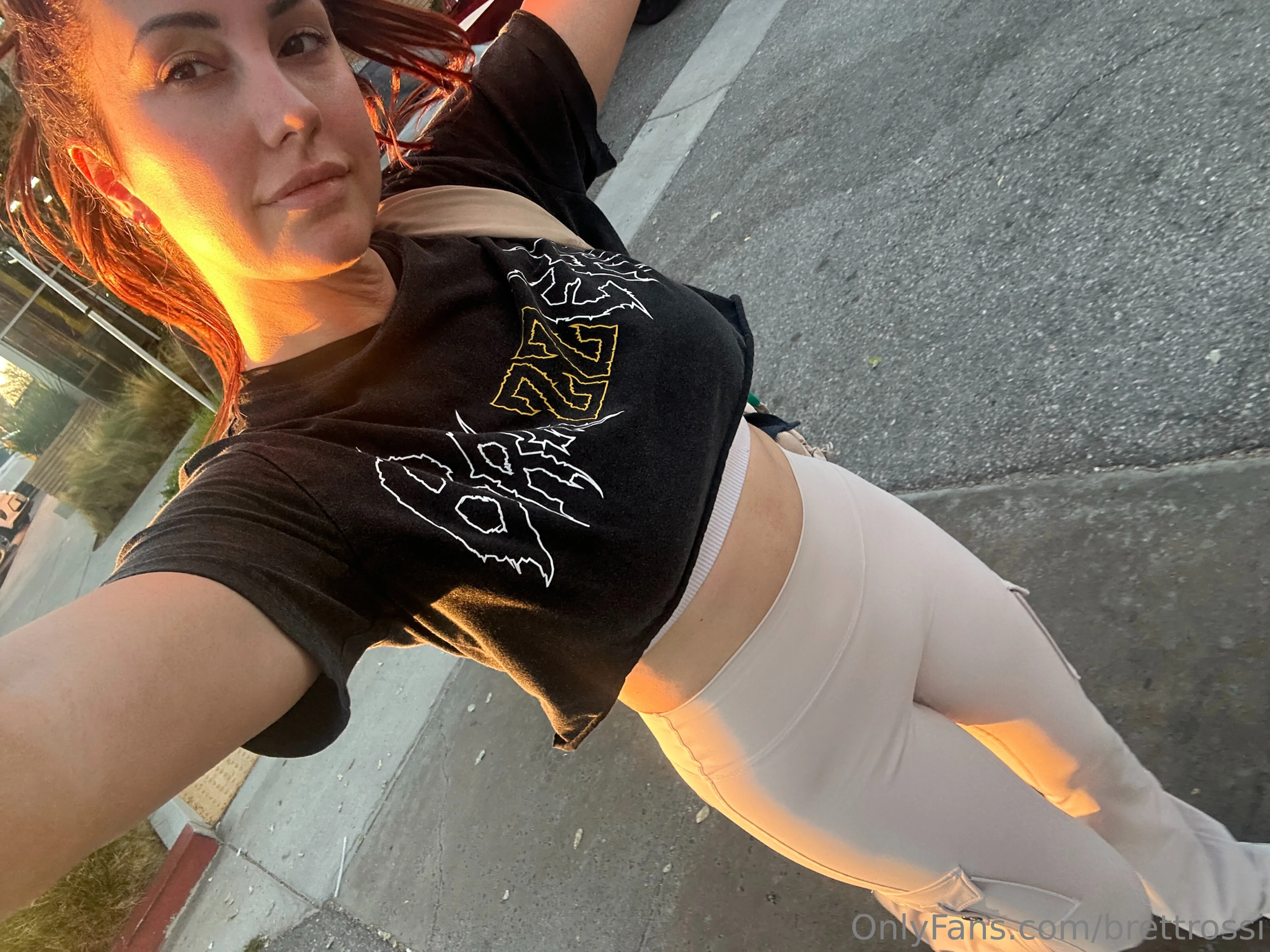 Brett Rossi photo #2