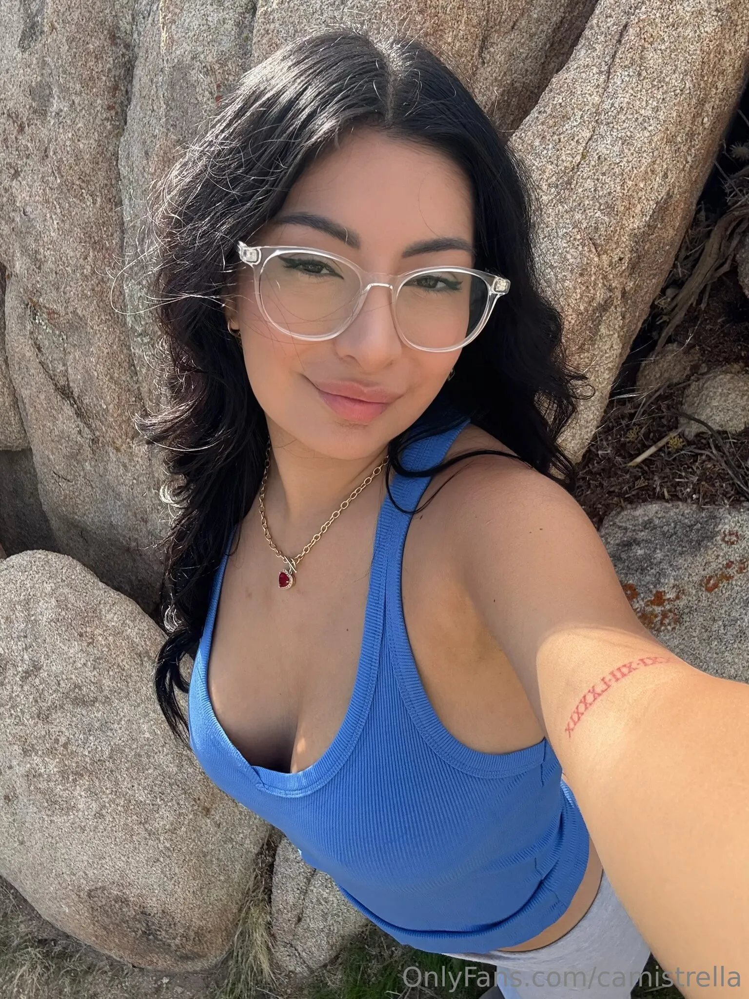 Cami Strella photo #5