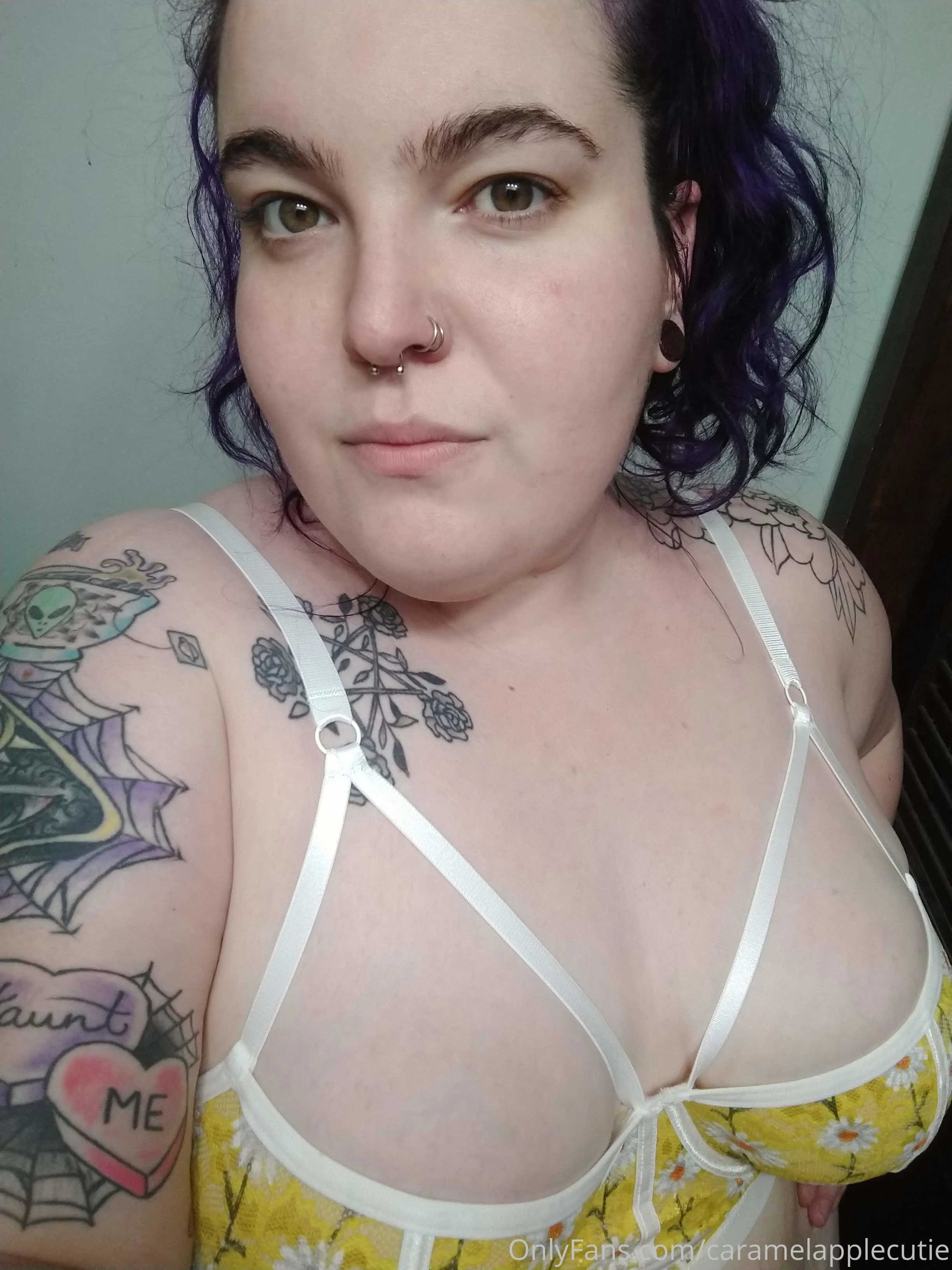 Sweet Cheeks photo #8