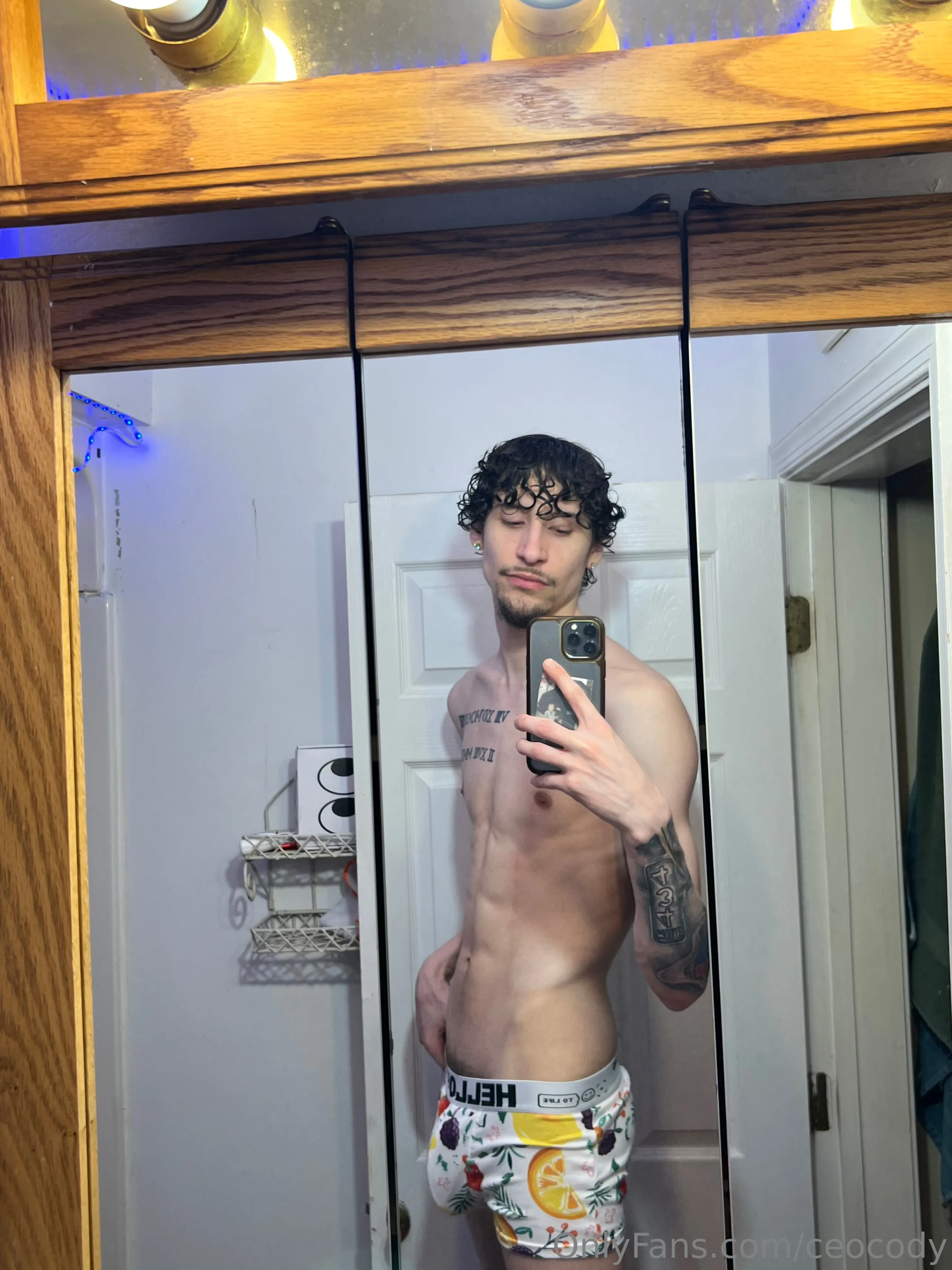 Ceo Cody 🍆 photo #1