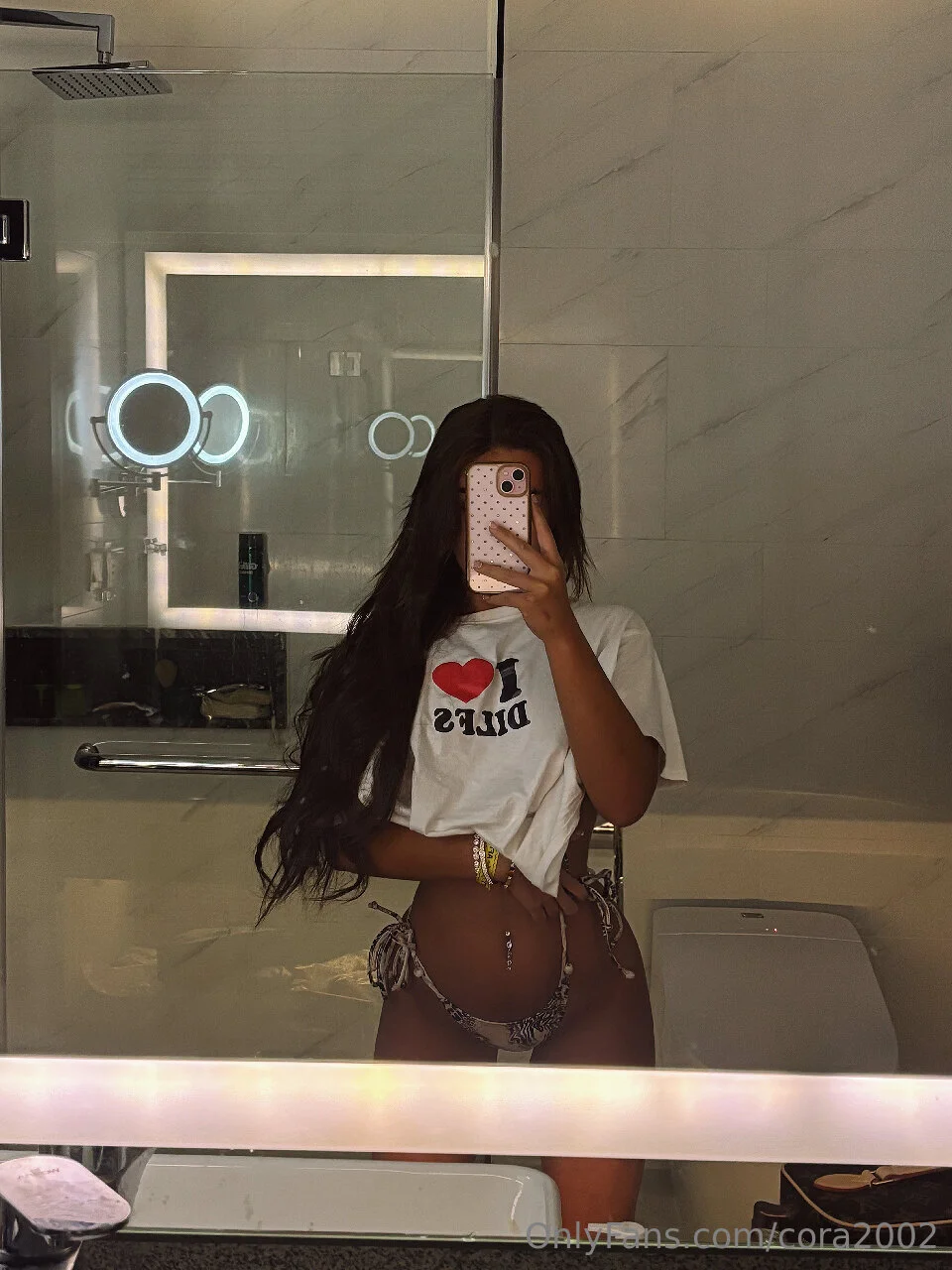 Cora | 4'9 photo #44