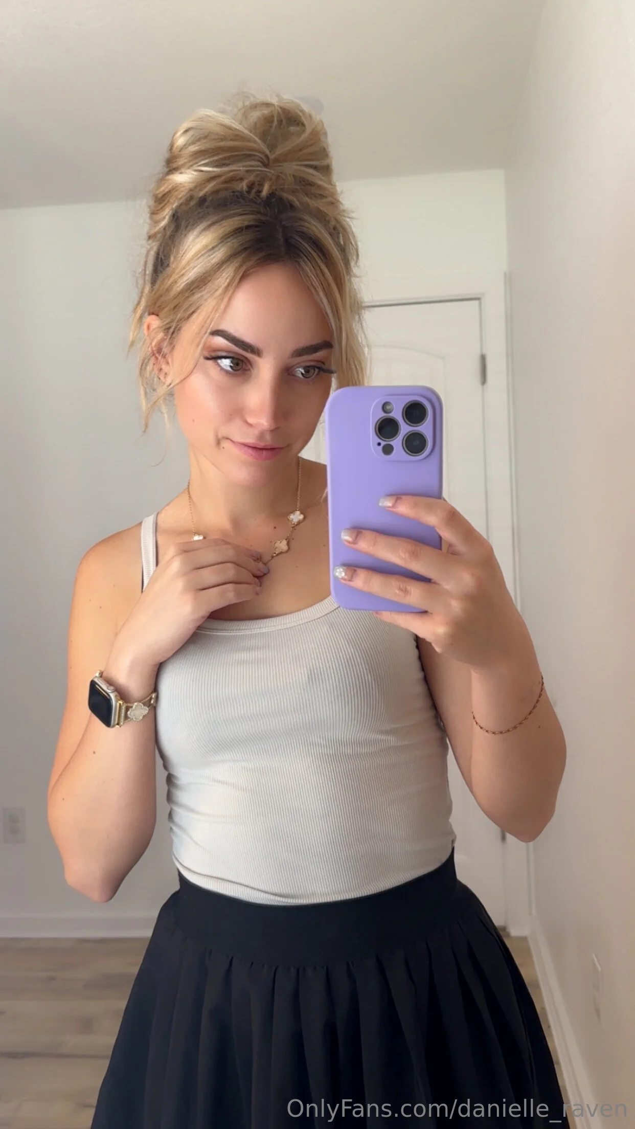 💋 Danielle photo #17