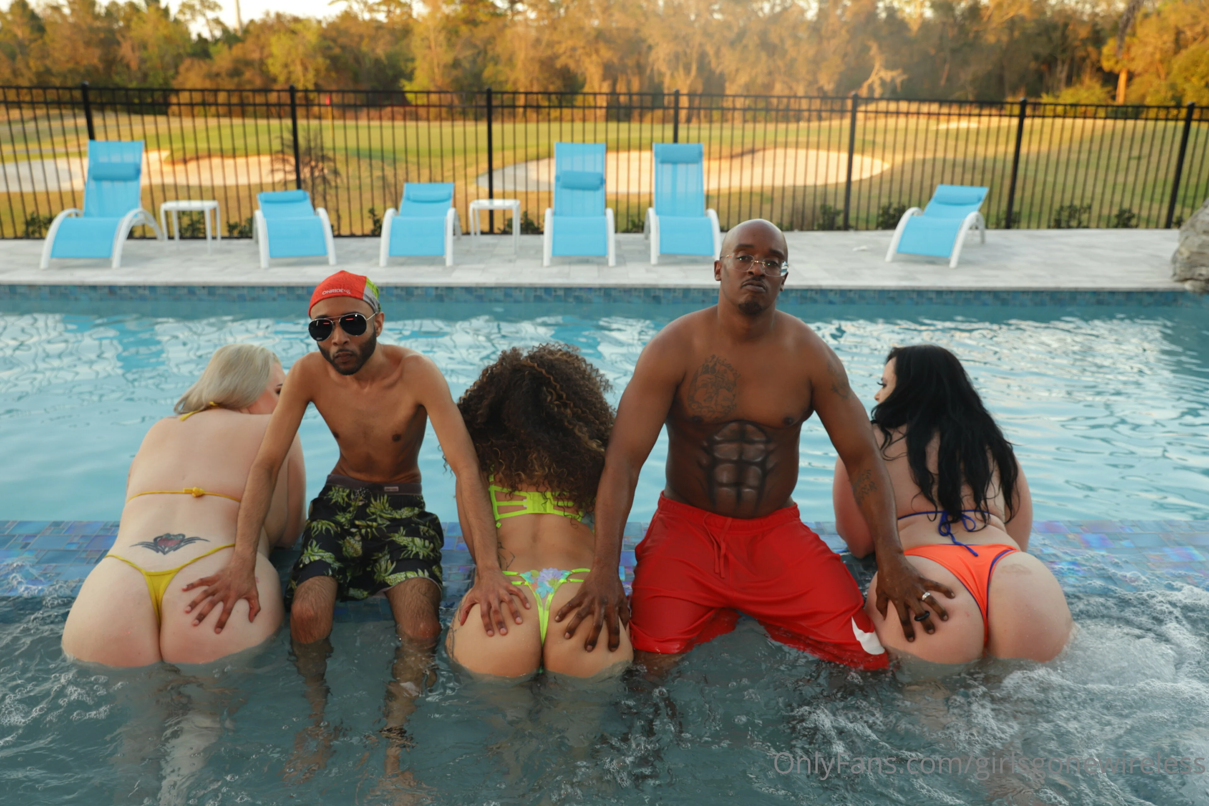 GIRLS GONE WIRELESS photo #52