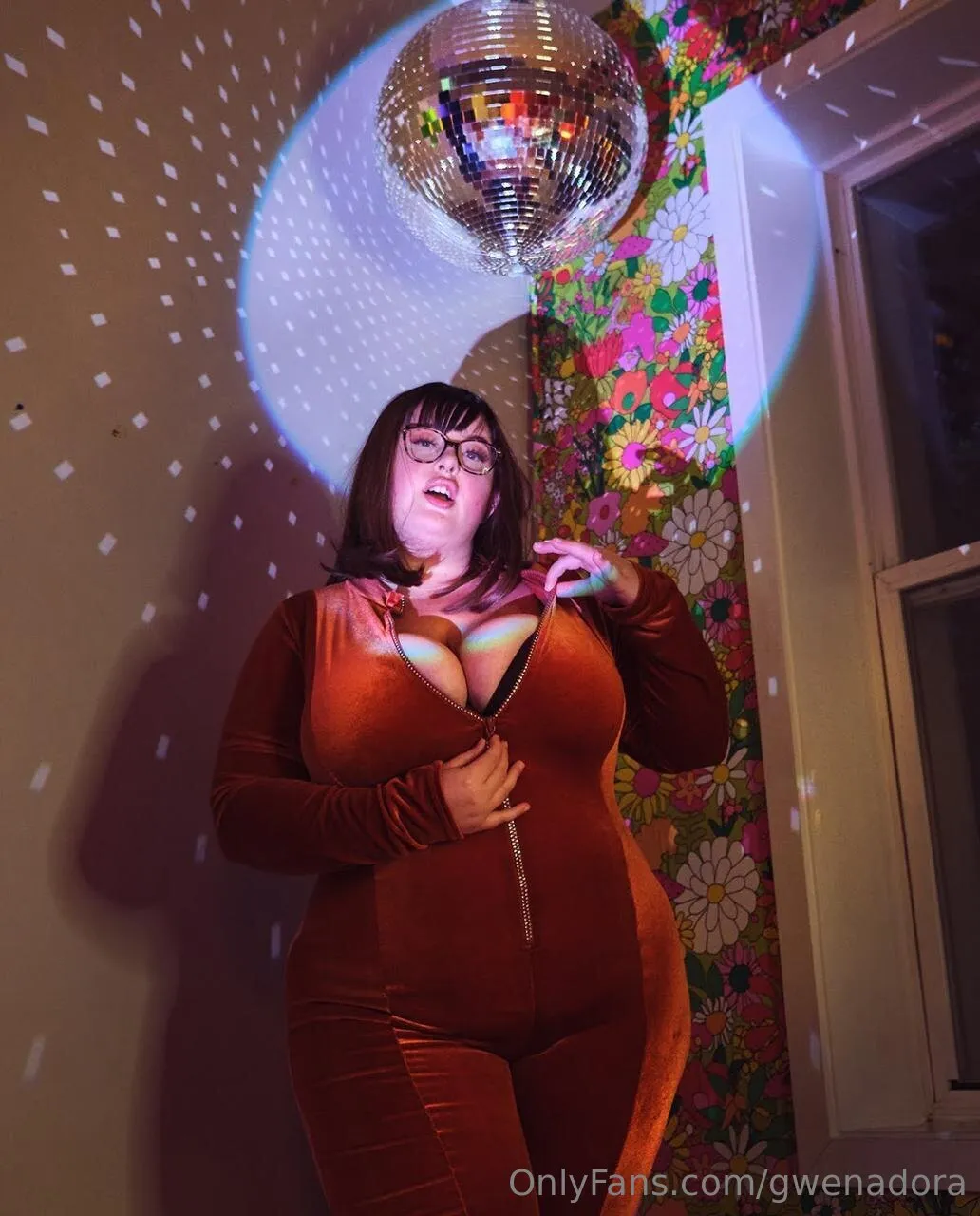 Gwen Adora photo #60