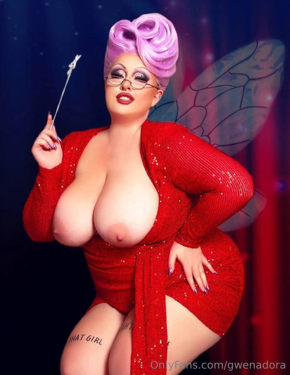 Gwen Adora photo #37