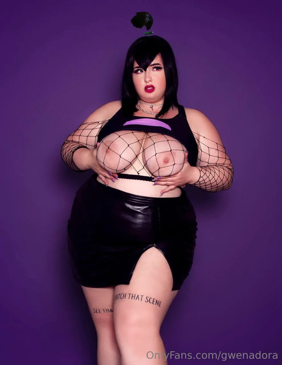 Gwen Adora photo #34