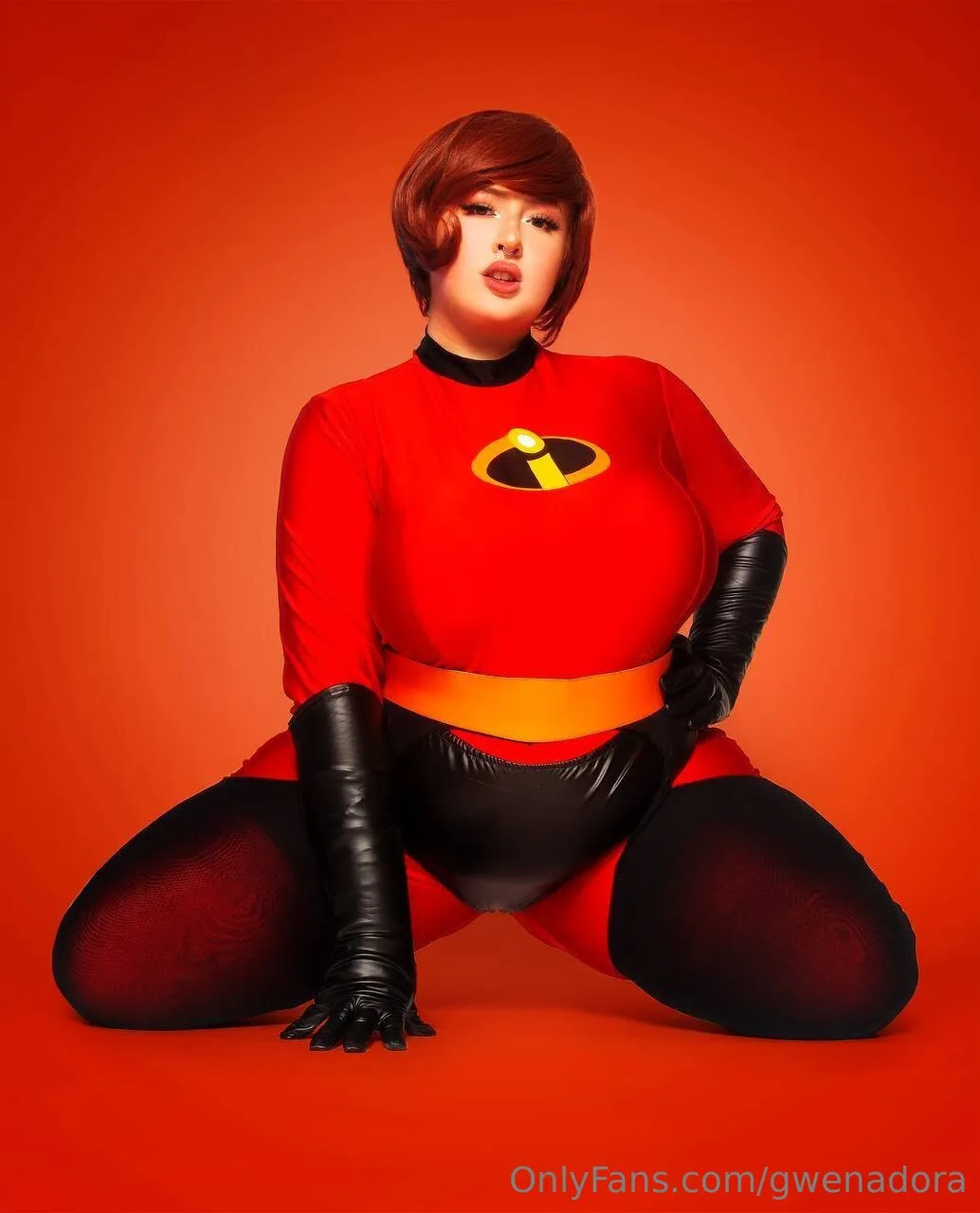 Gwen Adora photo #33