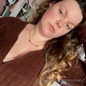 Milk Mommy Holli 🍼