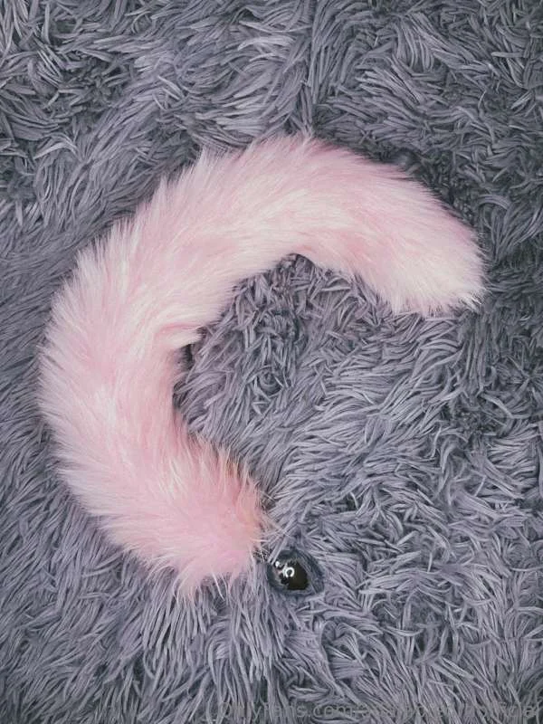 Ada Lapiedra VIP photo #13