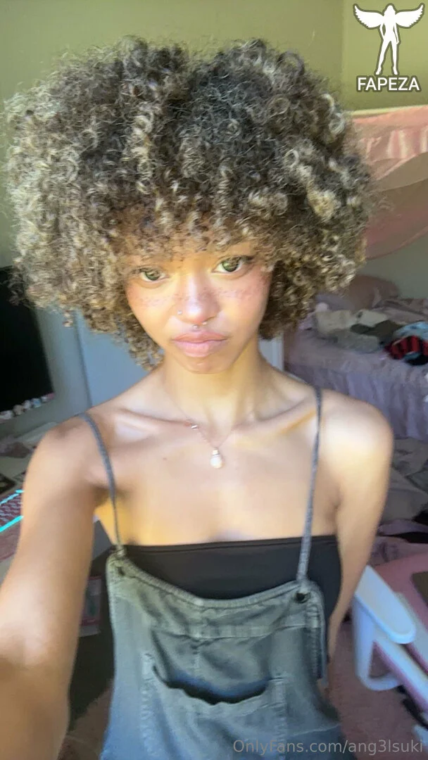 Suki Chan ^-^ photo #29