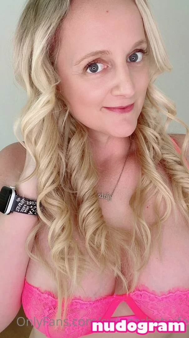 Aussie Cate photo #20