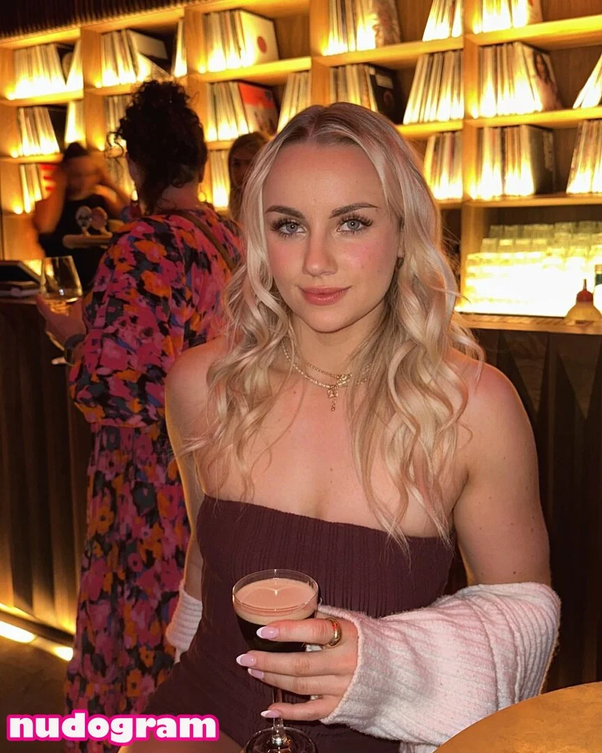 Mikalah Burgess photo #23