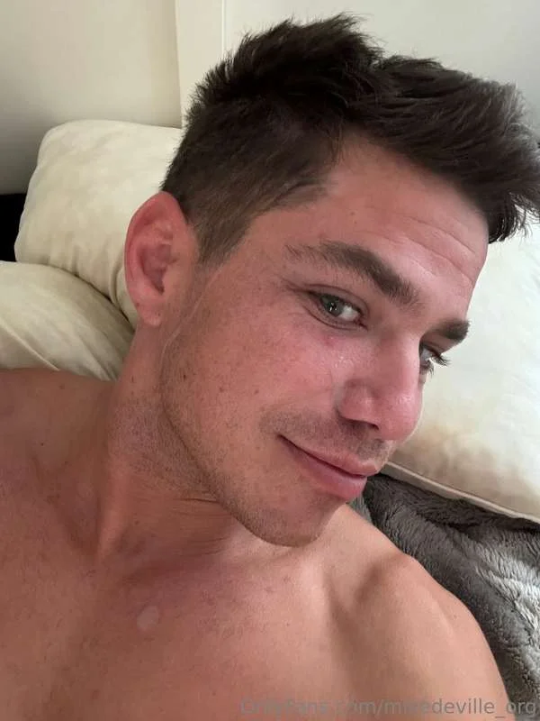 Mike DeVille photo #3