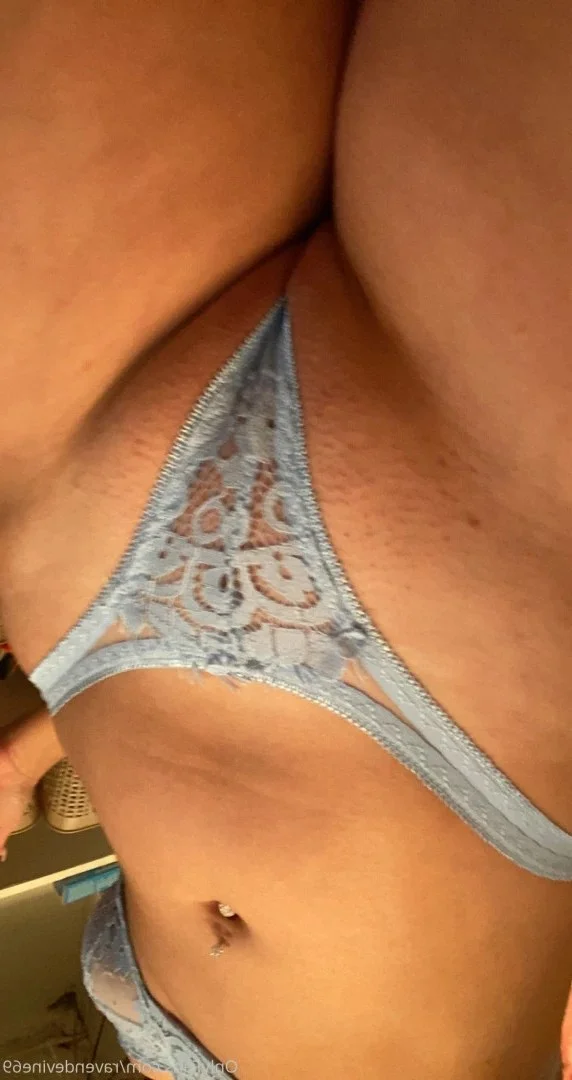 Raven Devine photo #32