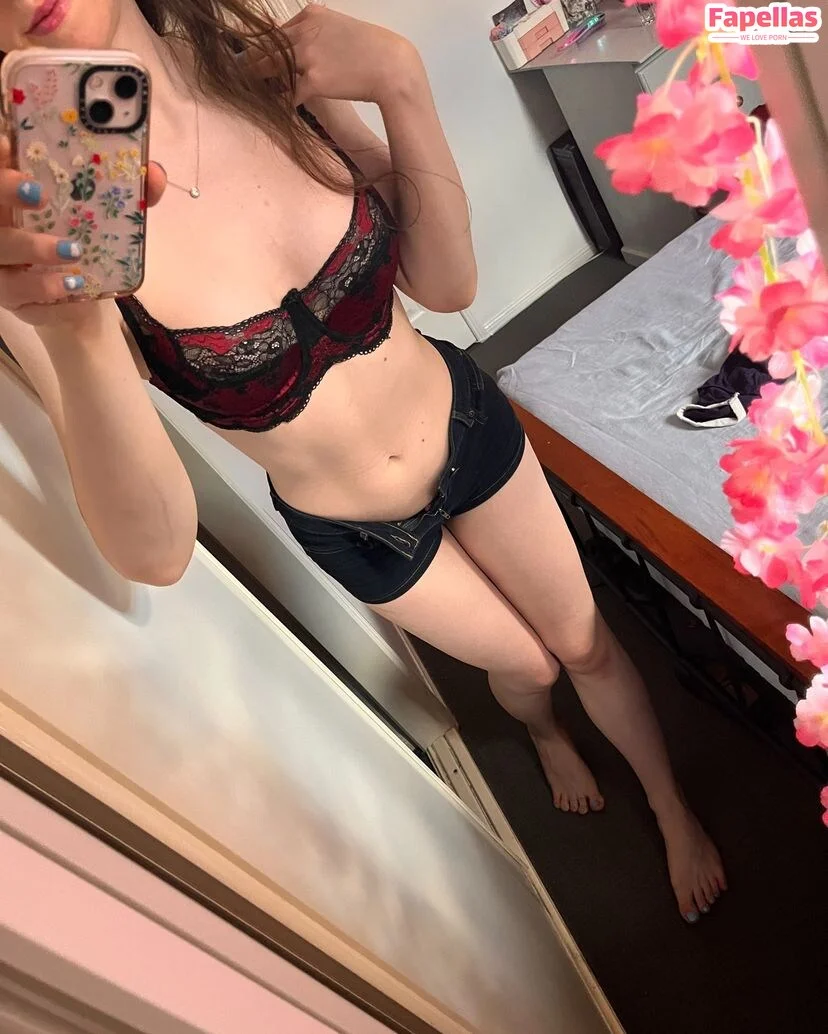 Rose Hathaway photo #35