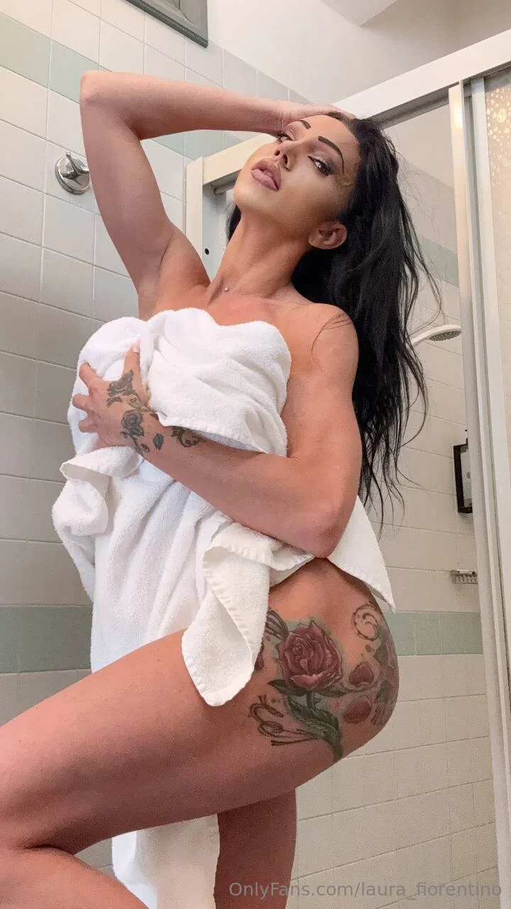 LAURA⭐️ photo #23