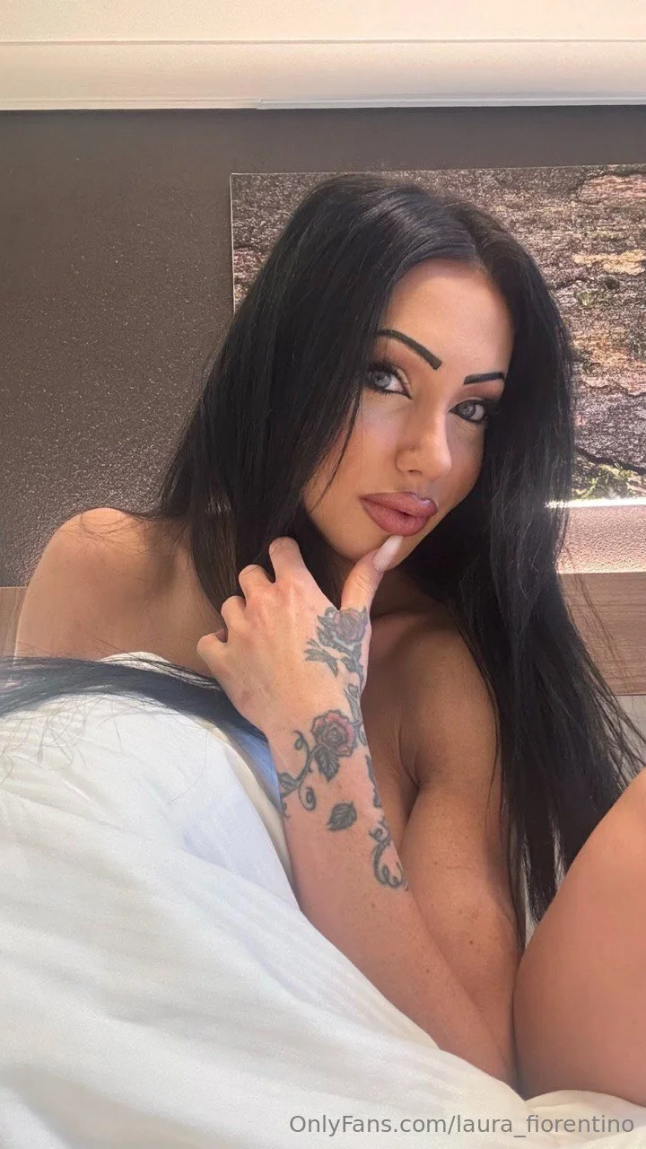 LAURA⭐️ photo #16