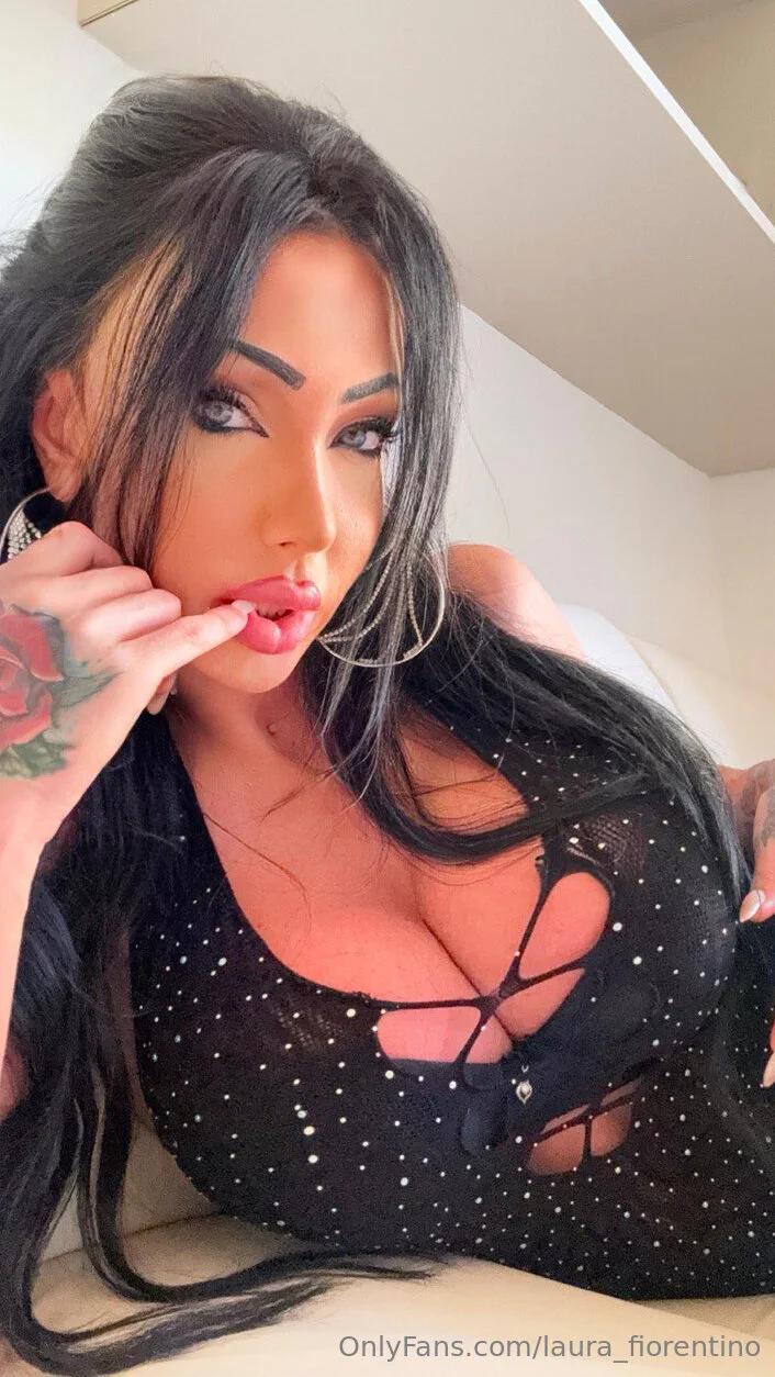 LAURA⭐️ photo #5