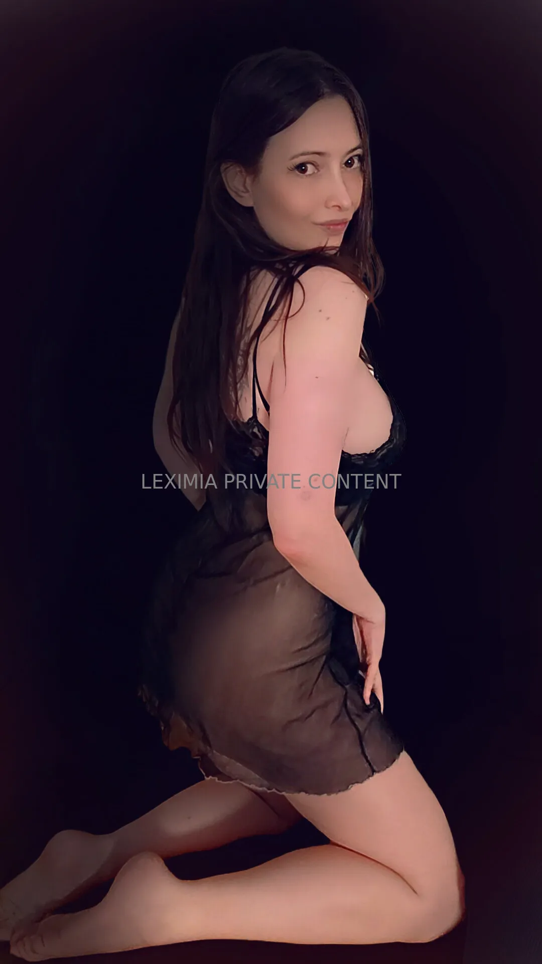 Lexi (Franco - Japonaise) photo #4