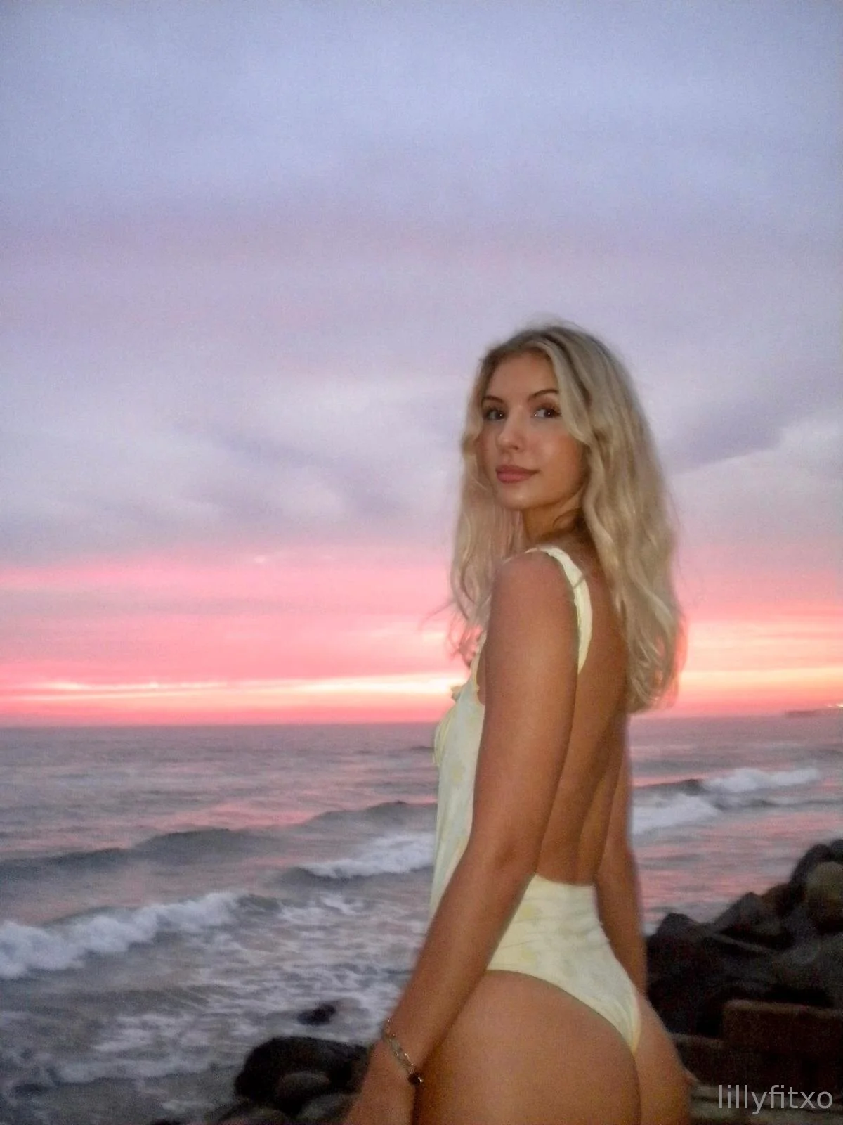 Lilly ✨ #1 ALL NATURAL ASS 🍑 photo #25