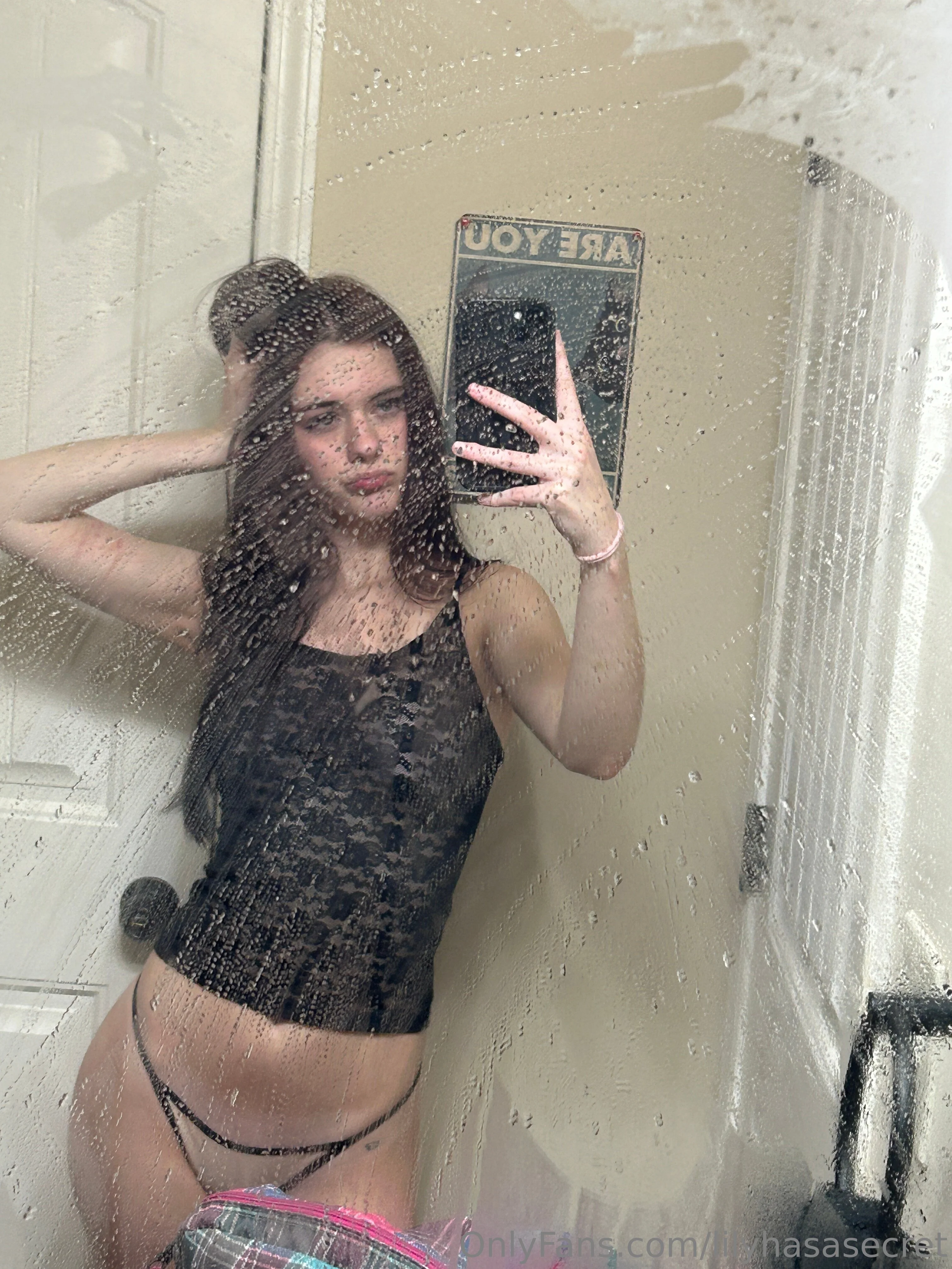 Lily | 333🪽 feed preview