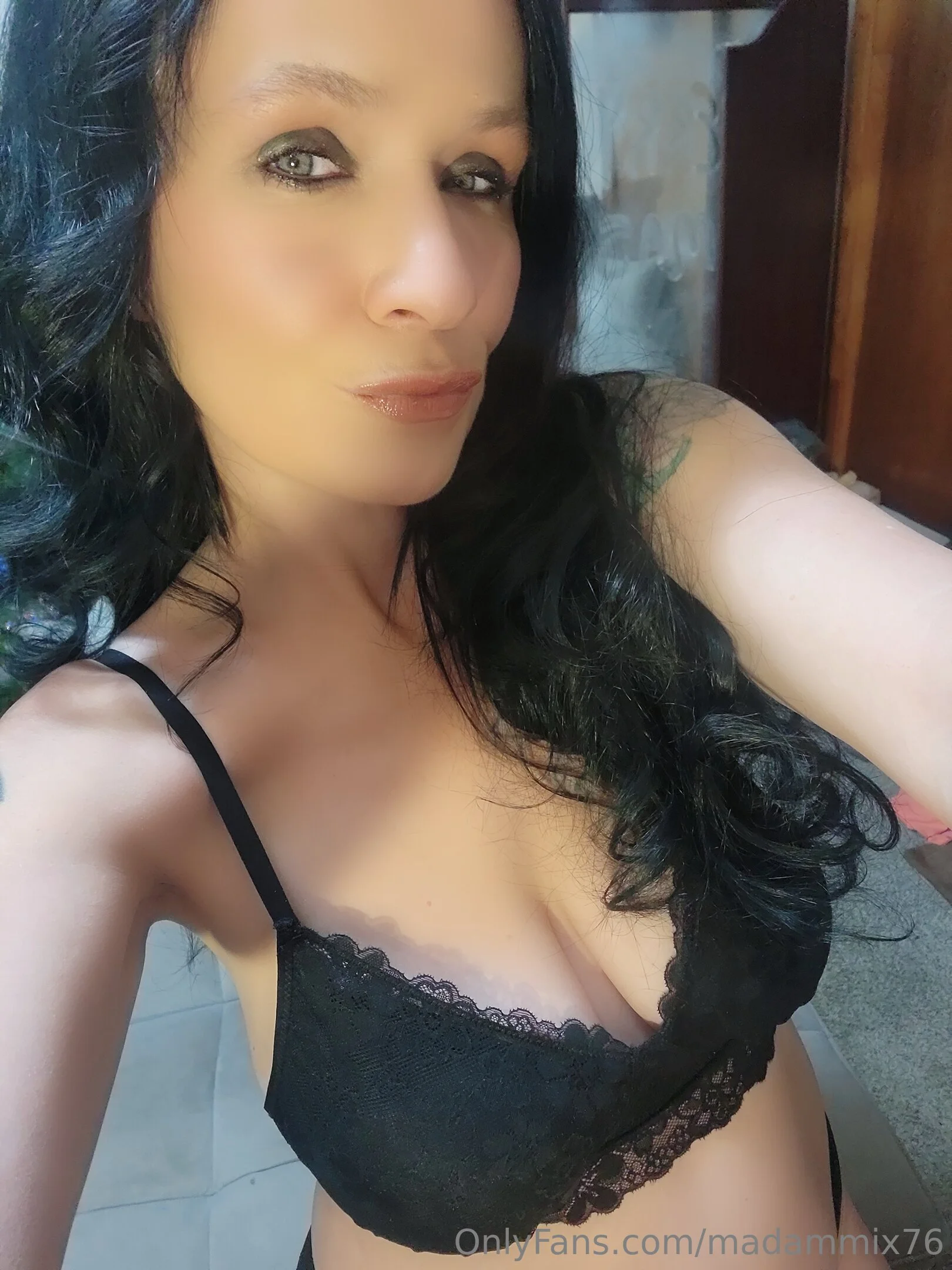 Madammix76 photo #10