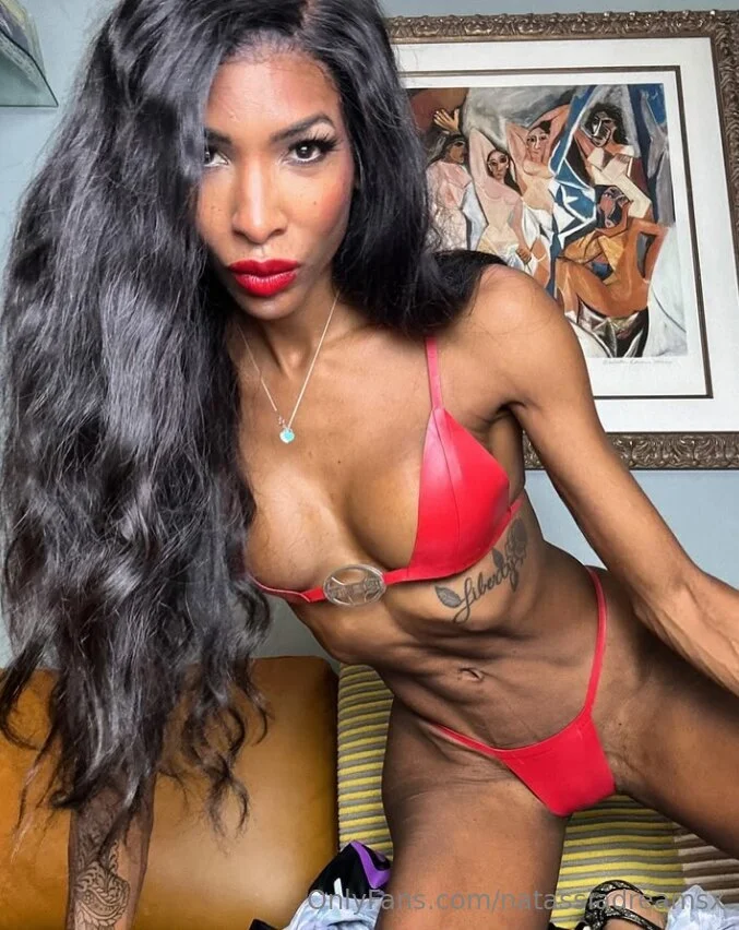 Natassia Dreams photo #9