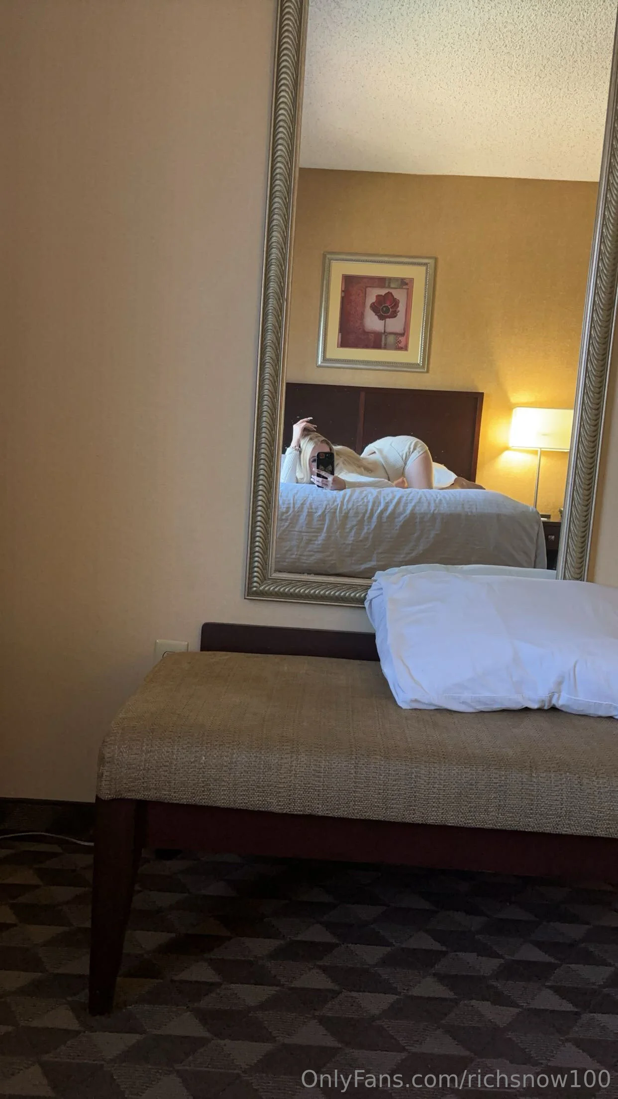 sara snow❄️ photo #3