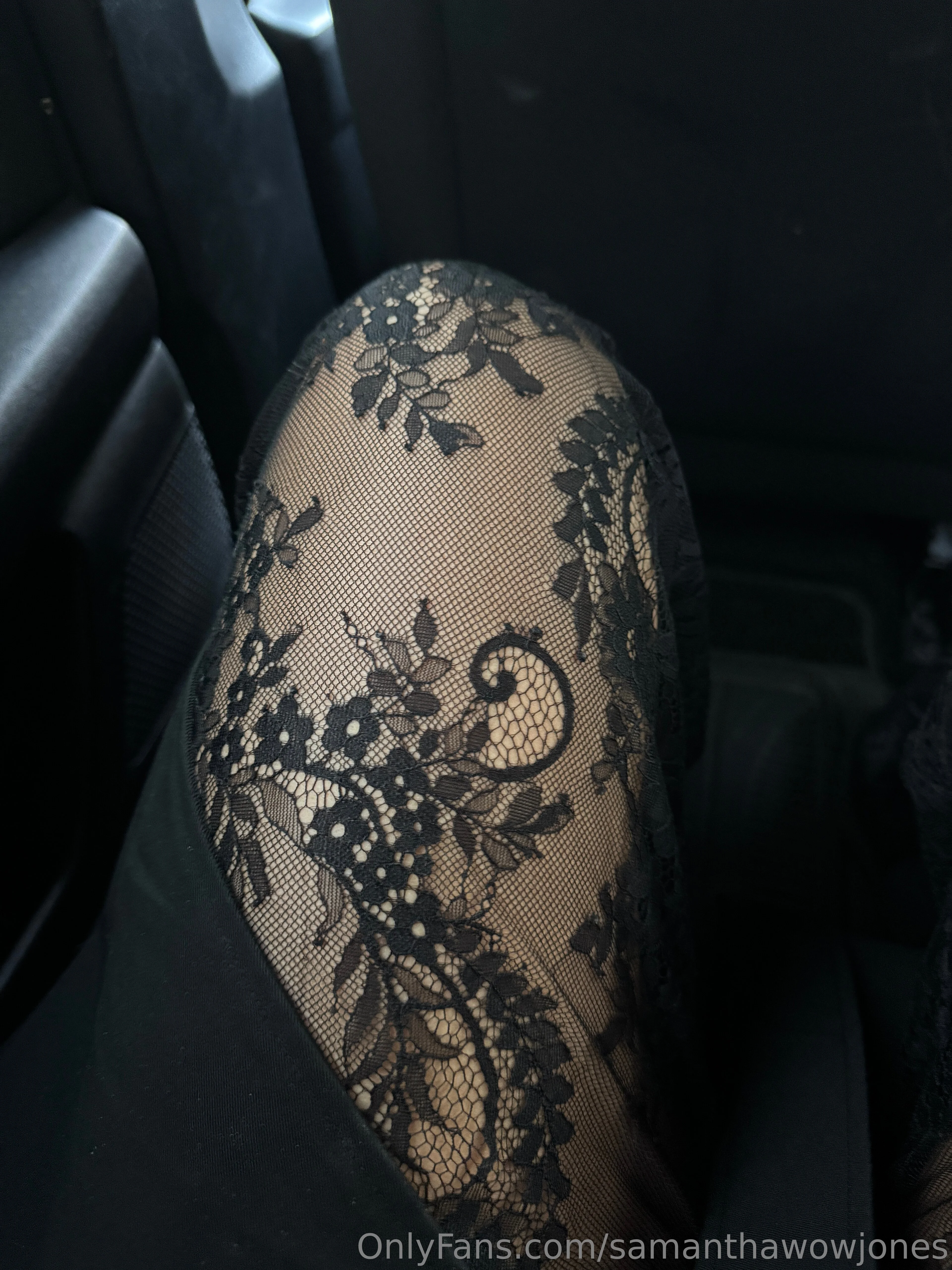 Samantha Jones photo #71