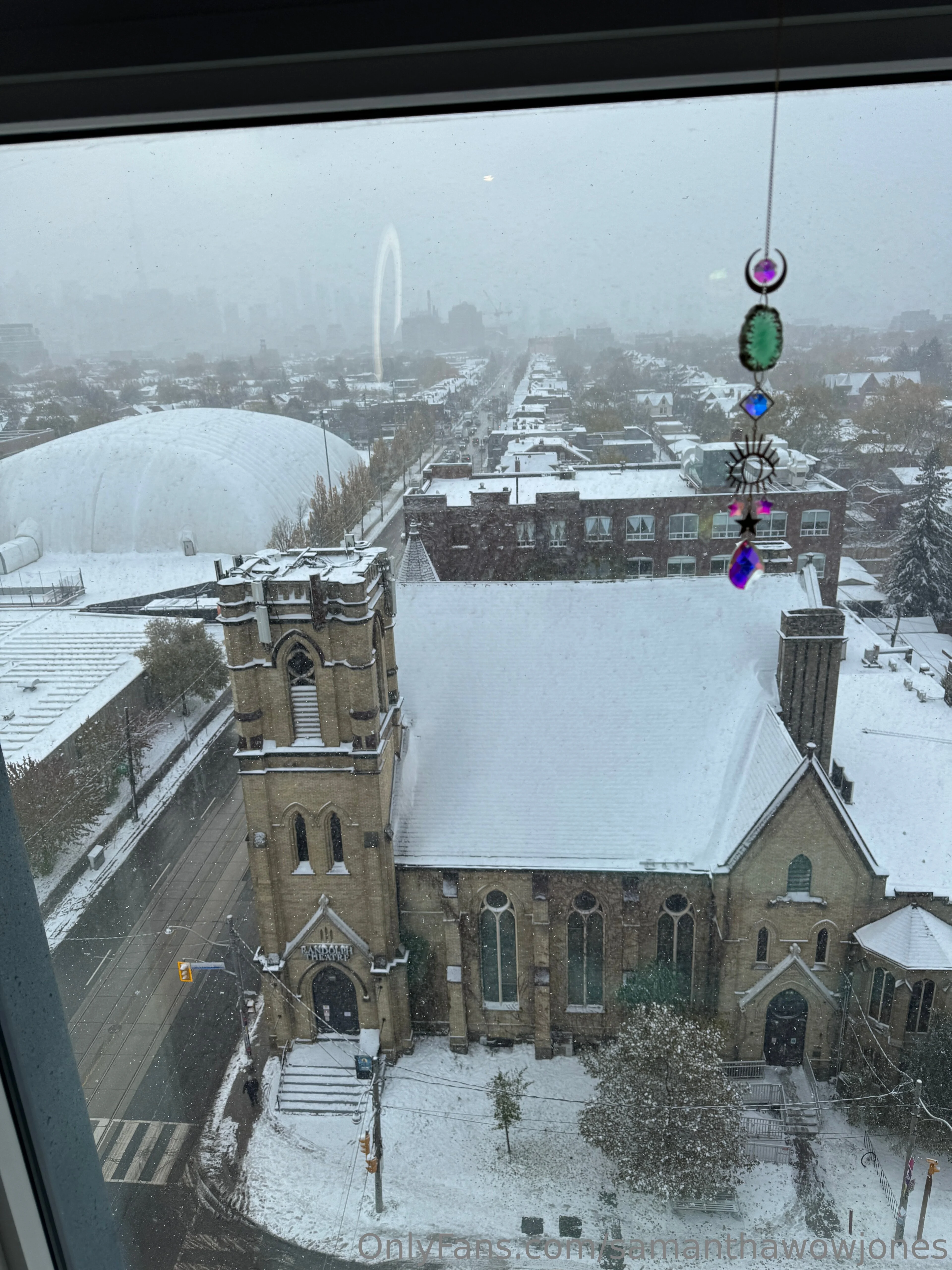 Samantha Jones photo #16