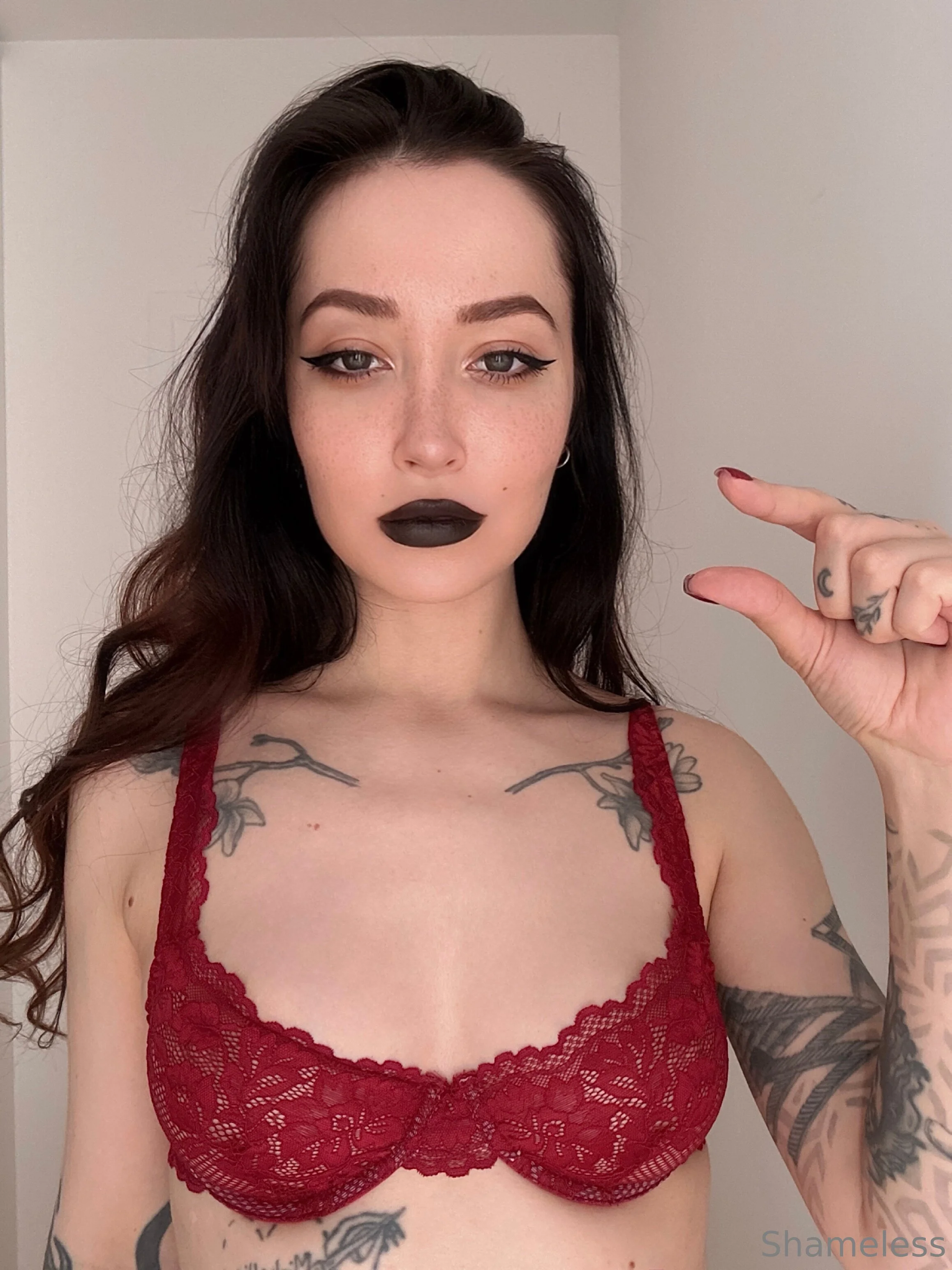 Shameless SG photo #44