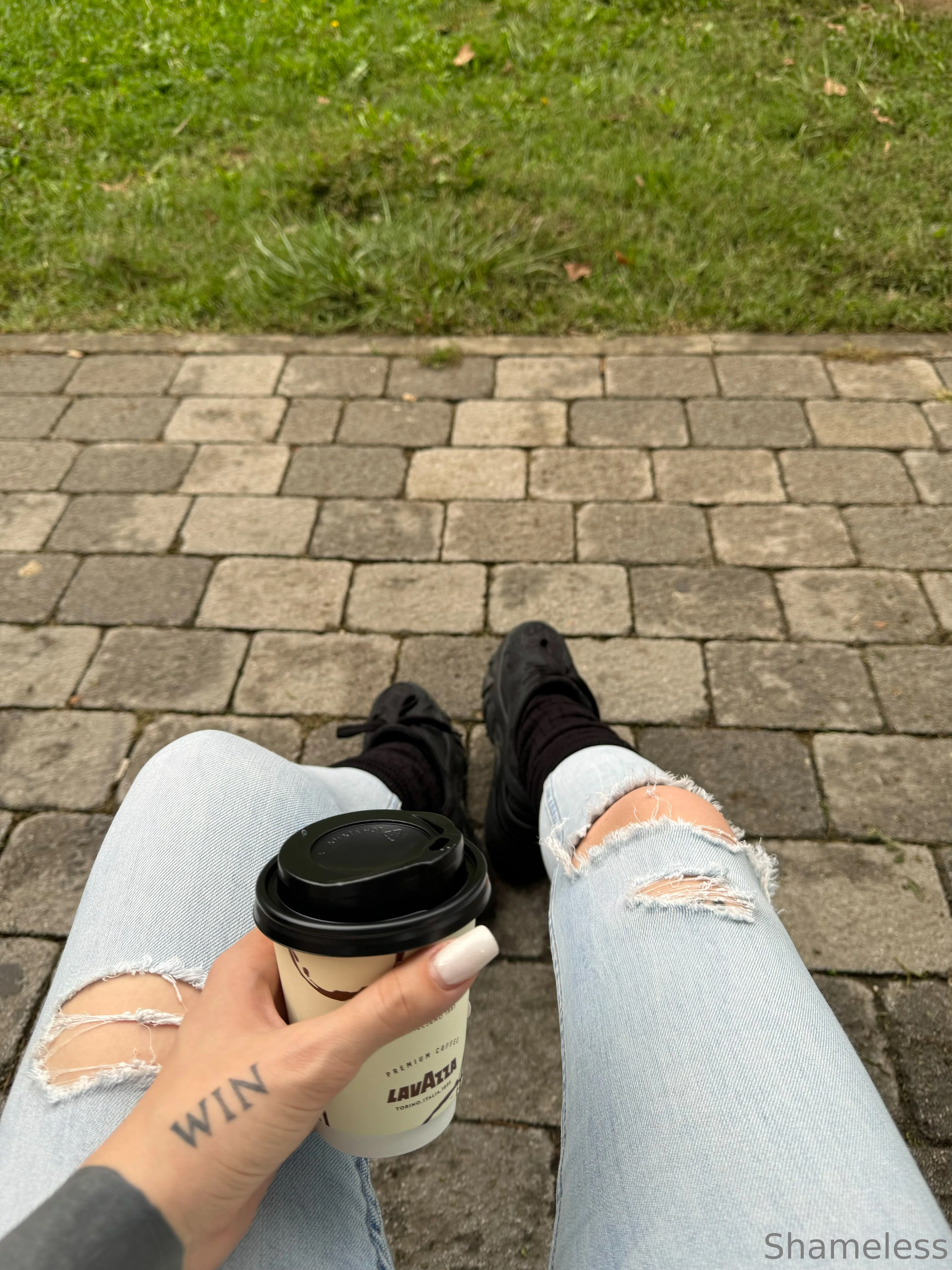 Shameless SG photo #41