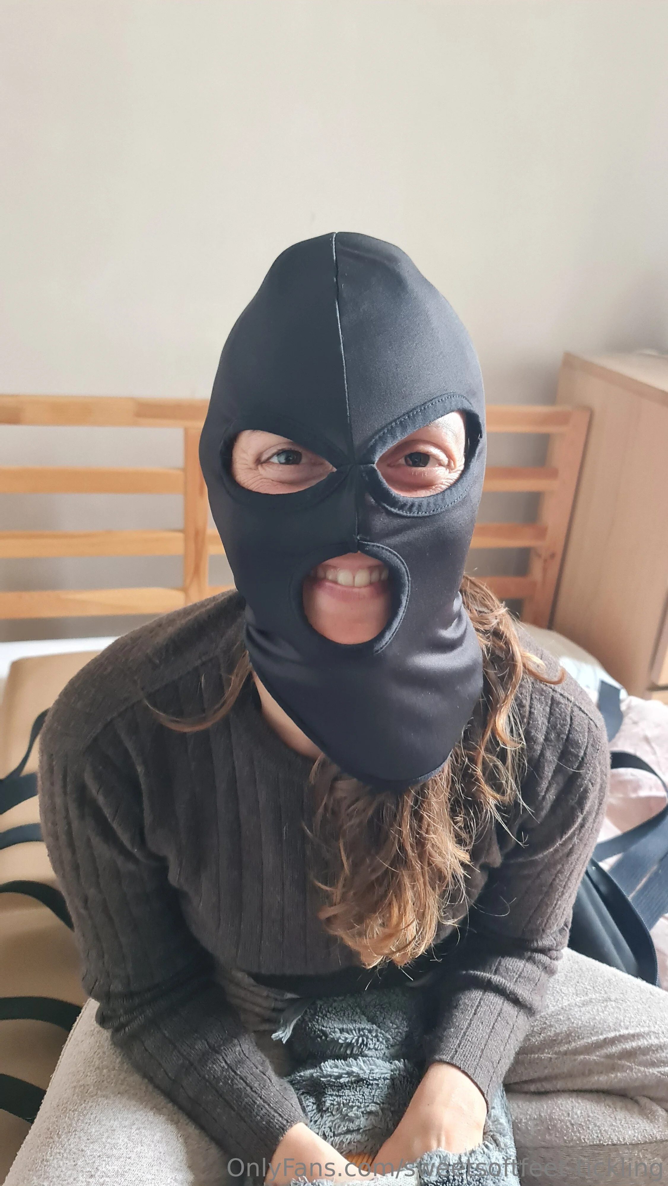 Sweetsoftfeet tickling experience photo #32