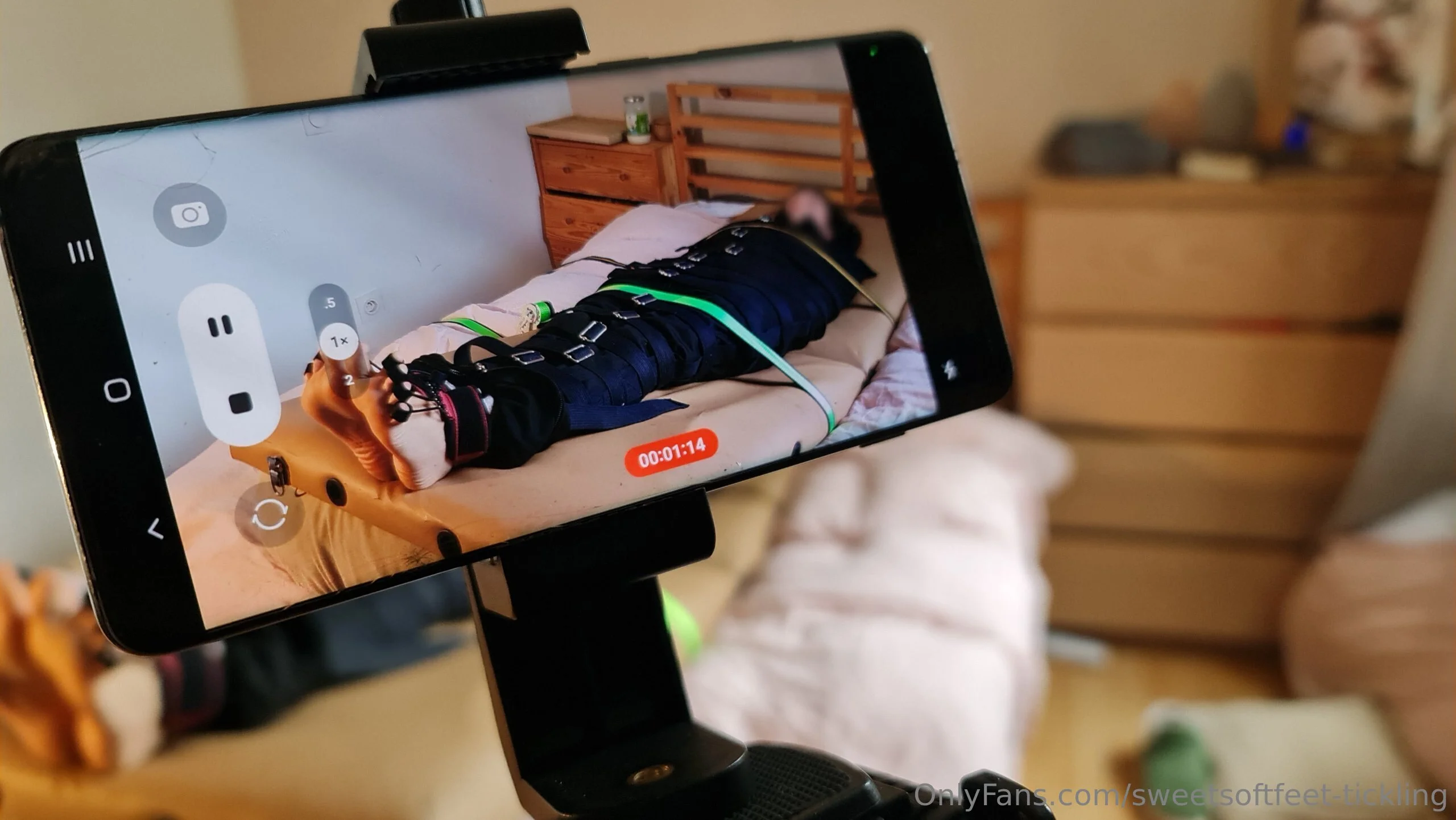 Sweetsoftfeet tickling experience photo #31