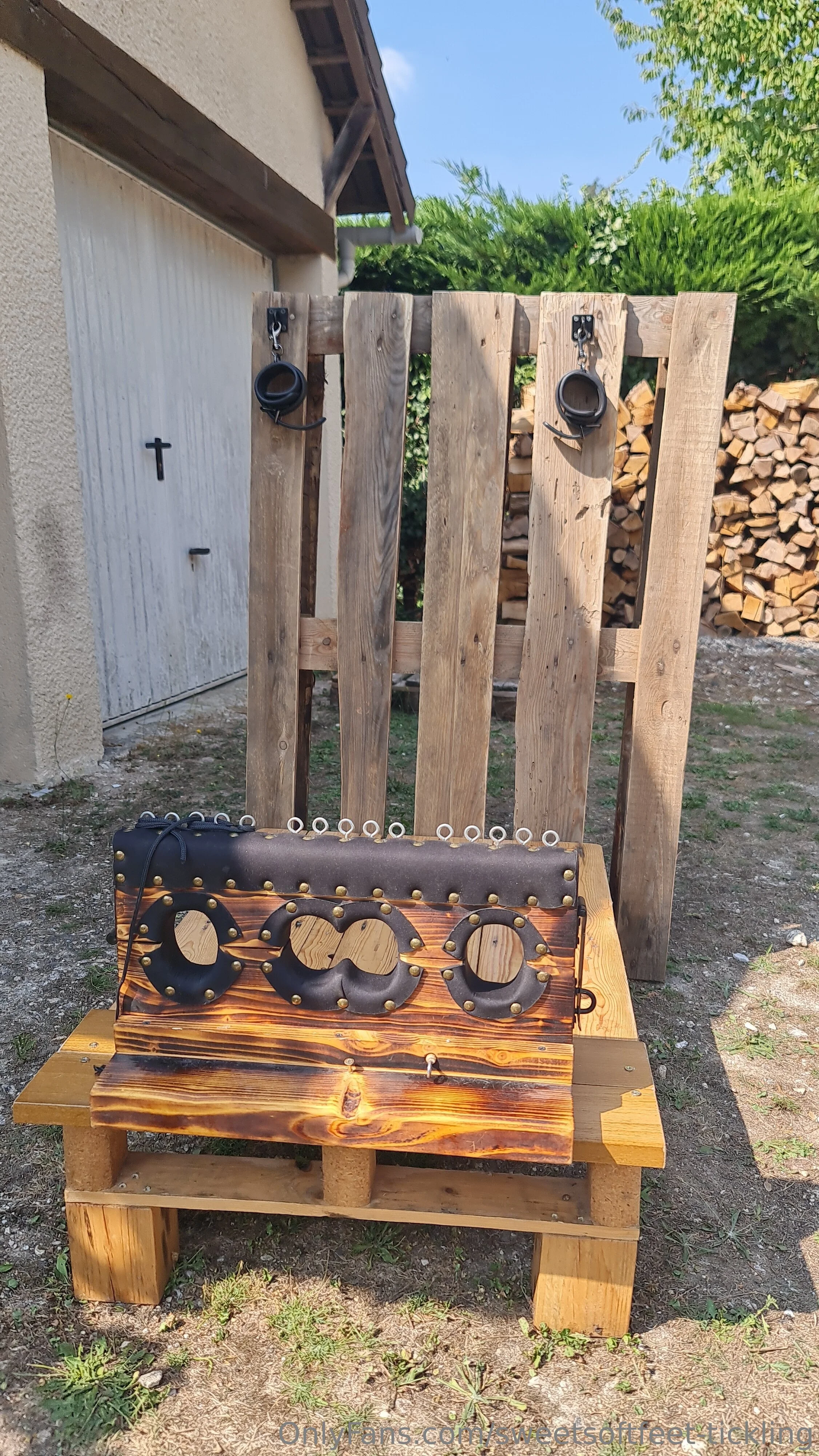 Sweetsoftfeet tickling experience photo #4