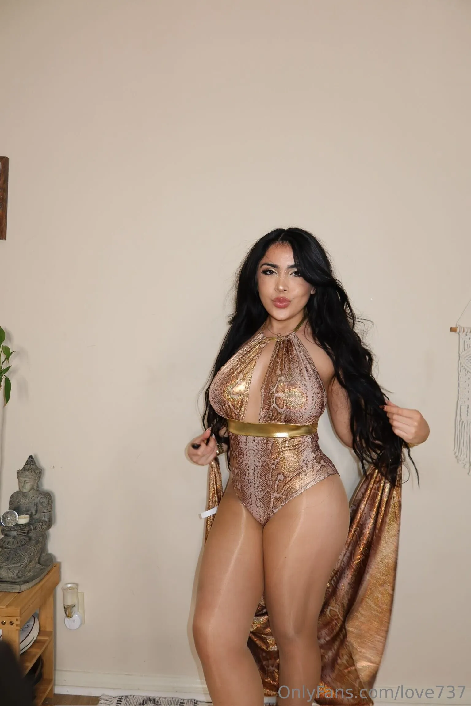 Nora (🏆 #1 rated FIT LATINA on OF 🏆) photo #49