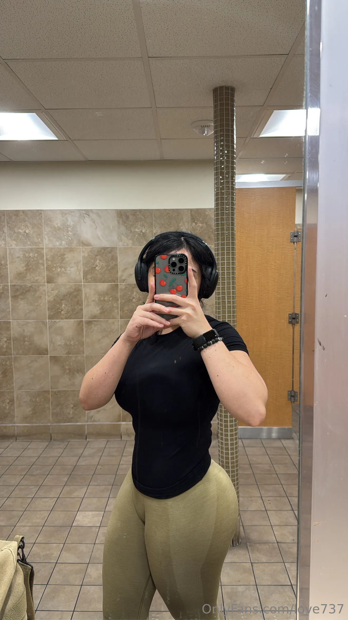 Nora (🏆 #1 rated FIT LATINA on OF 🏆) photo #43