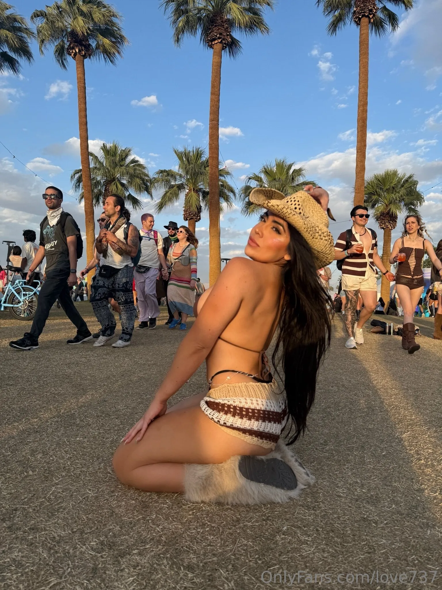 Nora (🏆 #1 rated FIT LATINA on OF 🏆) photo #12