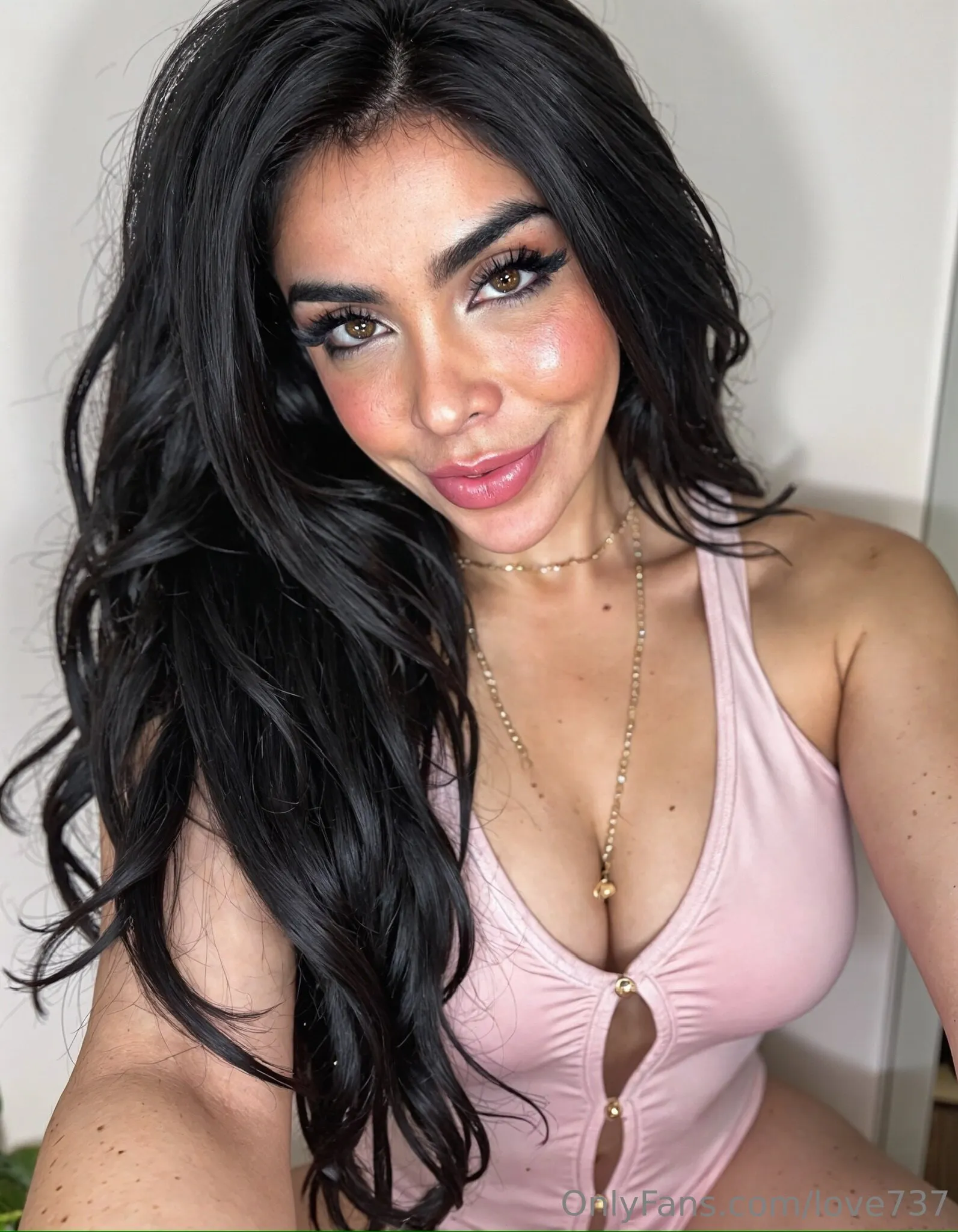 Nora (🏆 #1 rated FIT LATINA on OF 🏆) photo #3